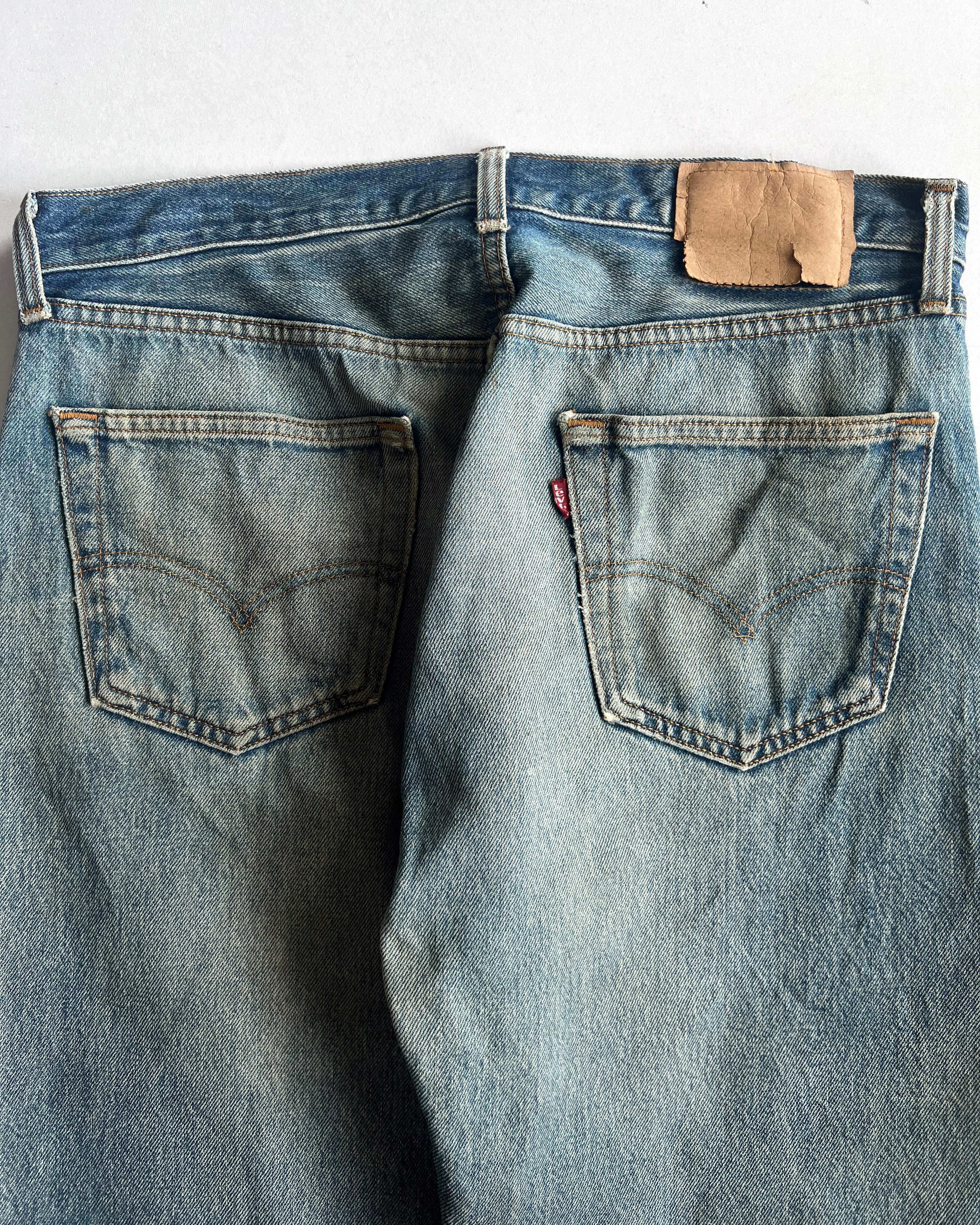 1990S FADED WASHED LEVI'S 501 JEANS (34)