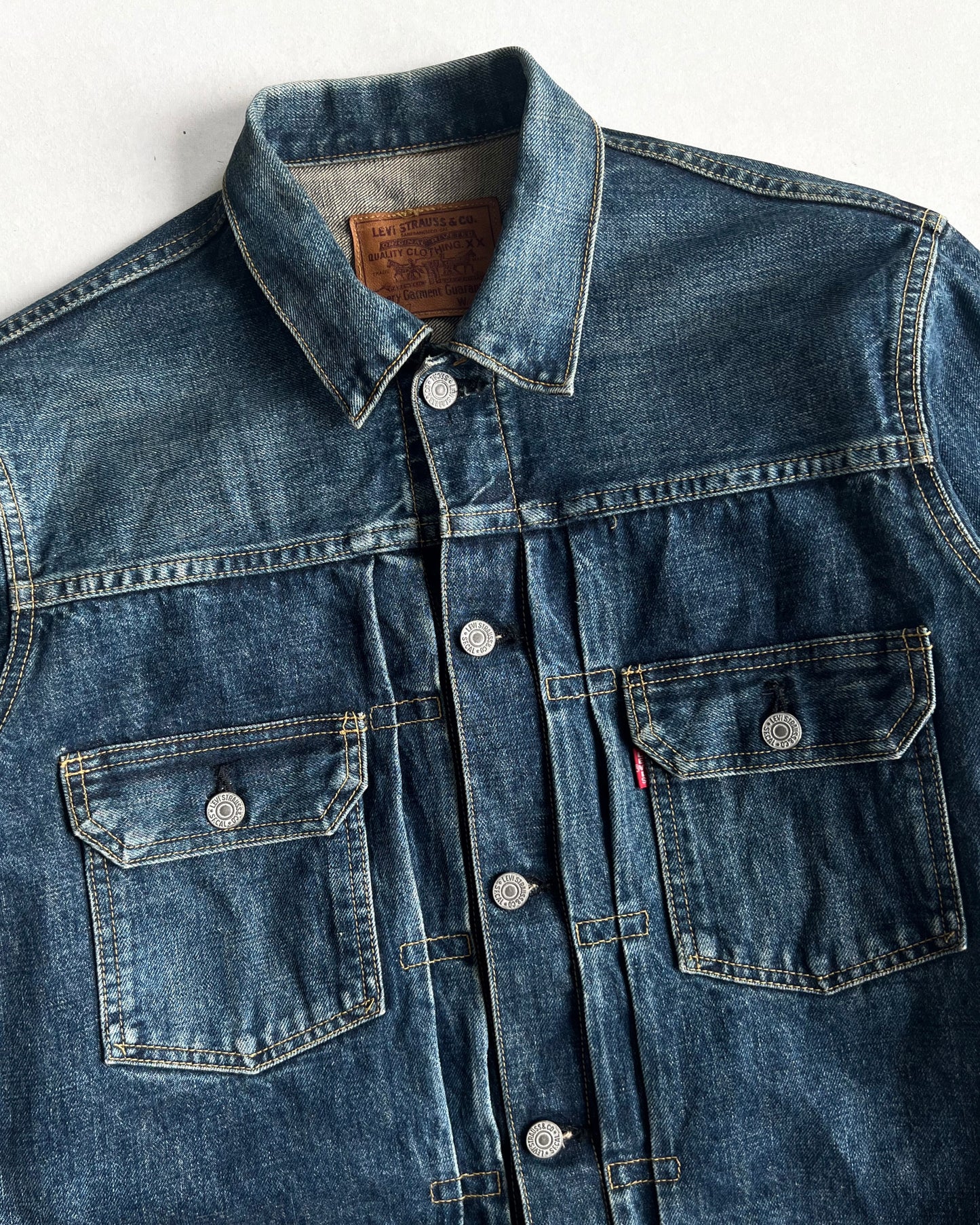 1990S FADED LEVI'S TYPE II SELVEDGE DENIM JACKET (M)