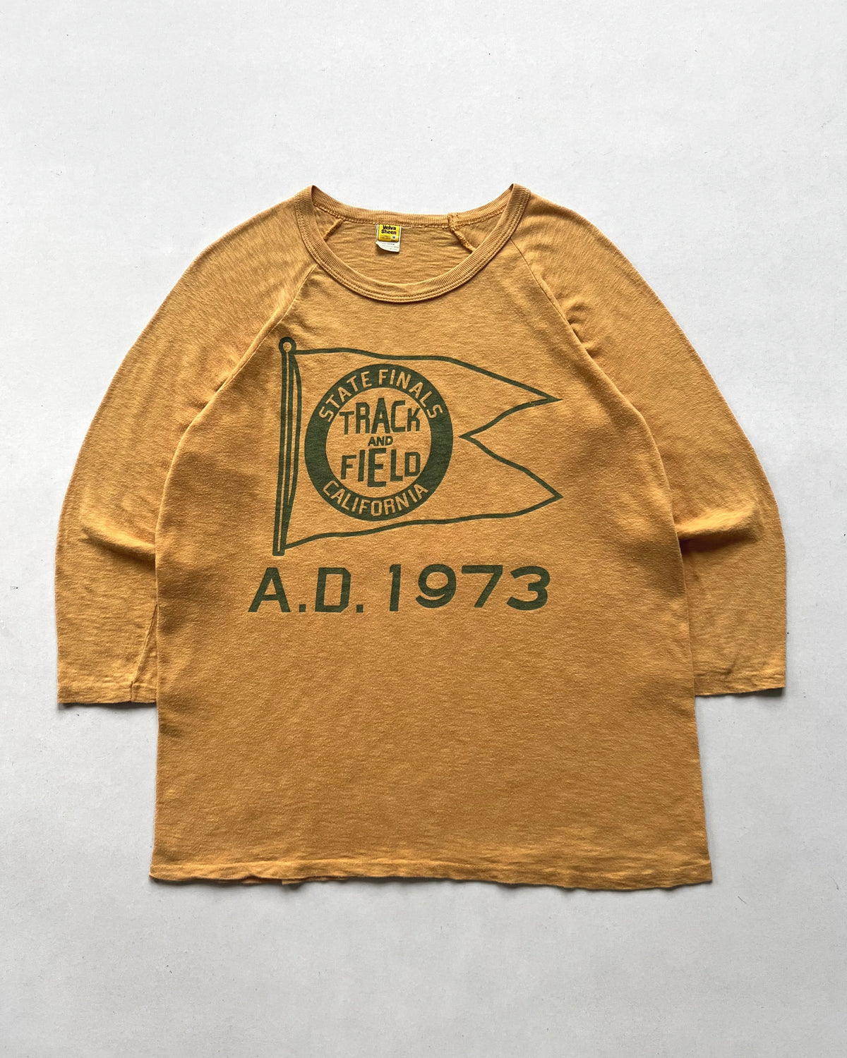 1970S 'STATE FINALS TRACK & FIELD CALIFORNIA' 3/4 TEE (M)