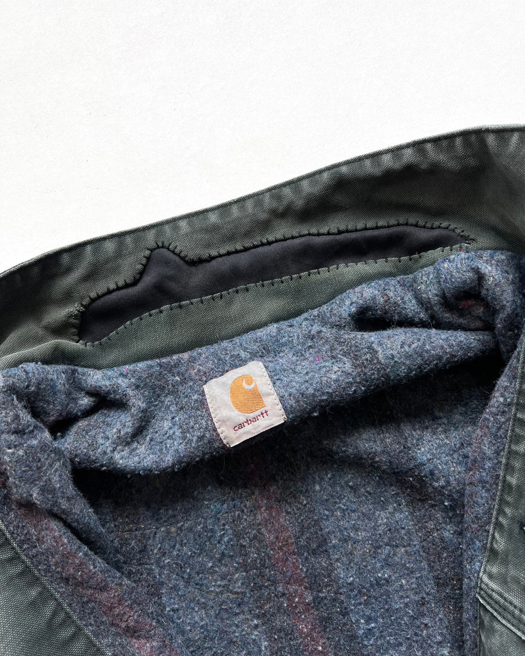 1990S FADED CARHARTT TRUCKER JACKET (L)