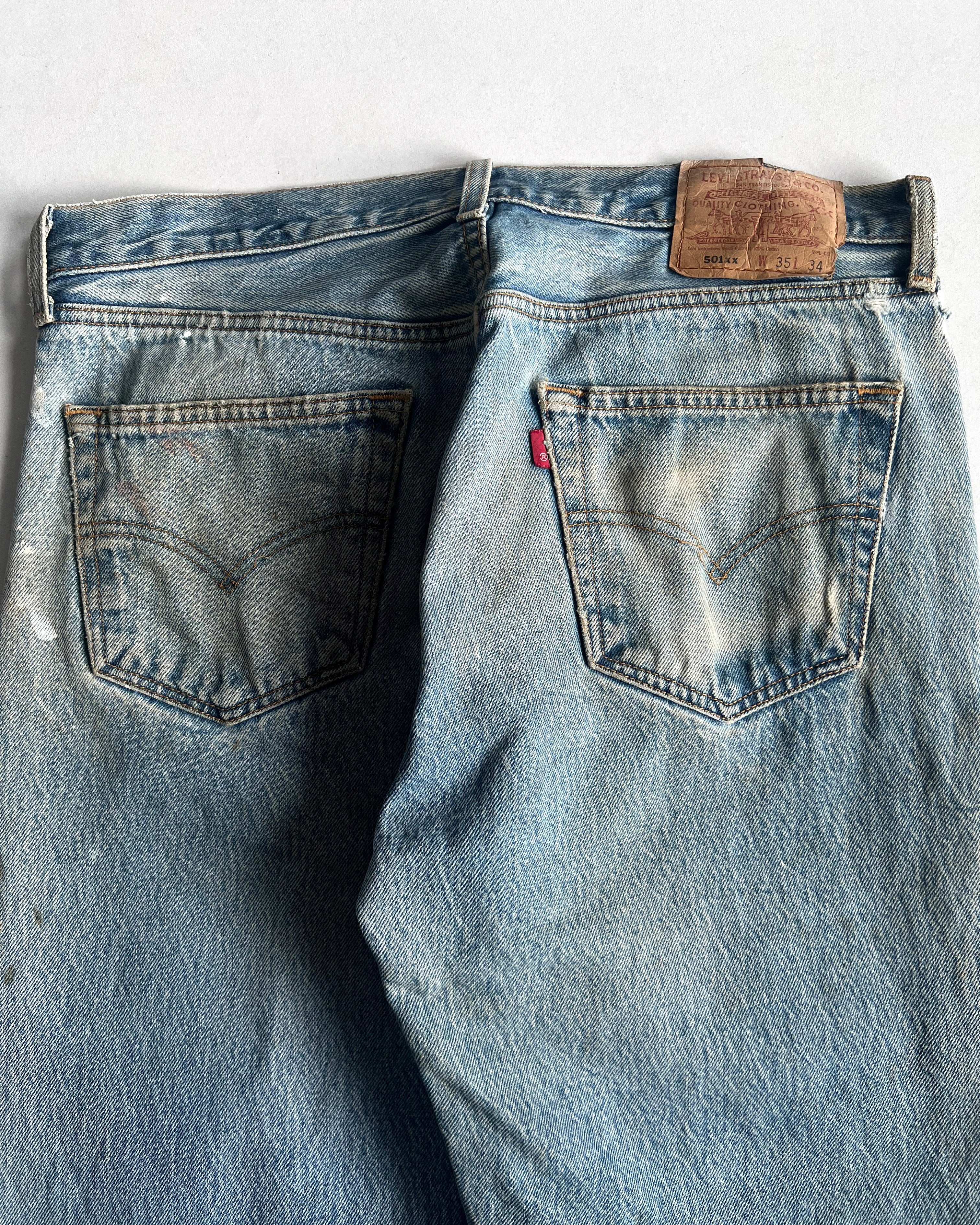 1990S FADED WASHED LEVI'S 501 PAINTER JEANS (34)