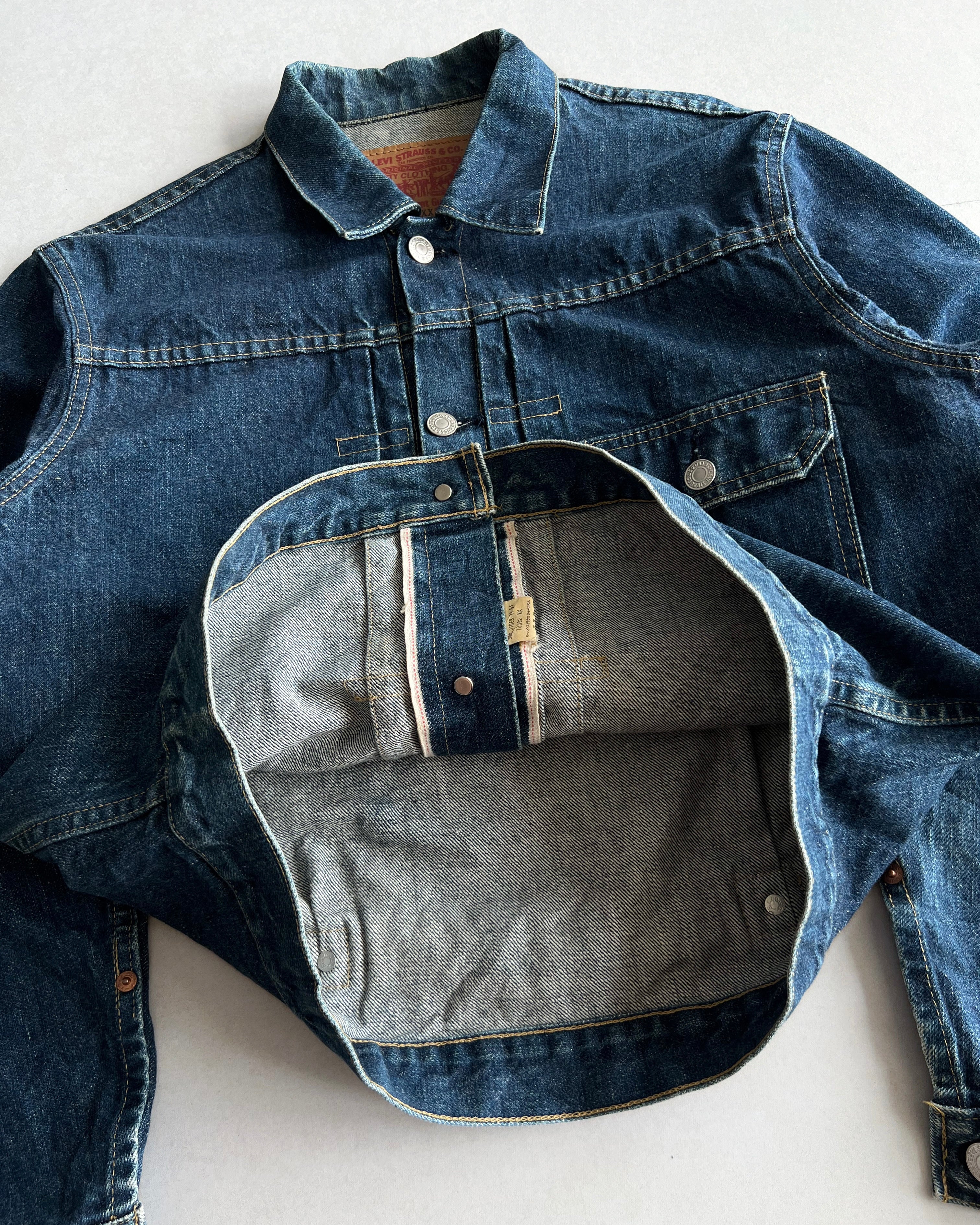 1990S DARK WASHED BIG E LEVI'S TYPE I SELVEDGE DENIM JACKET (S-L)
