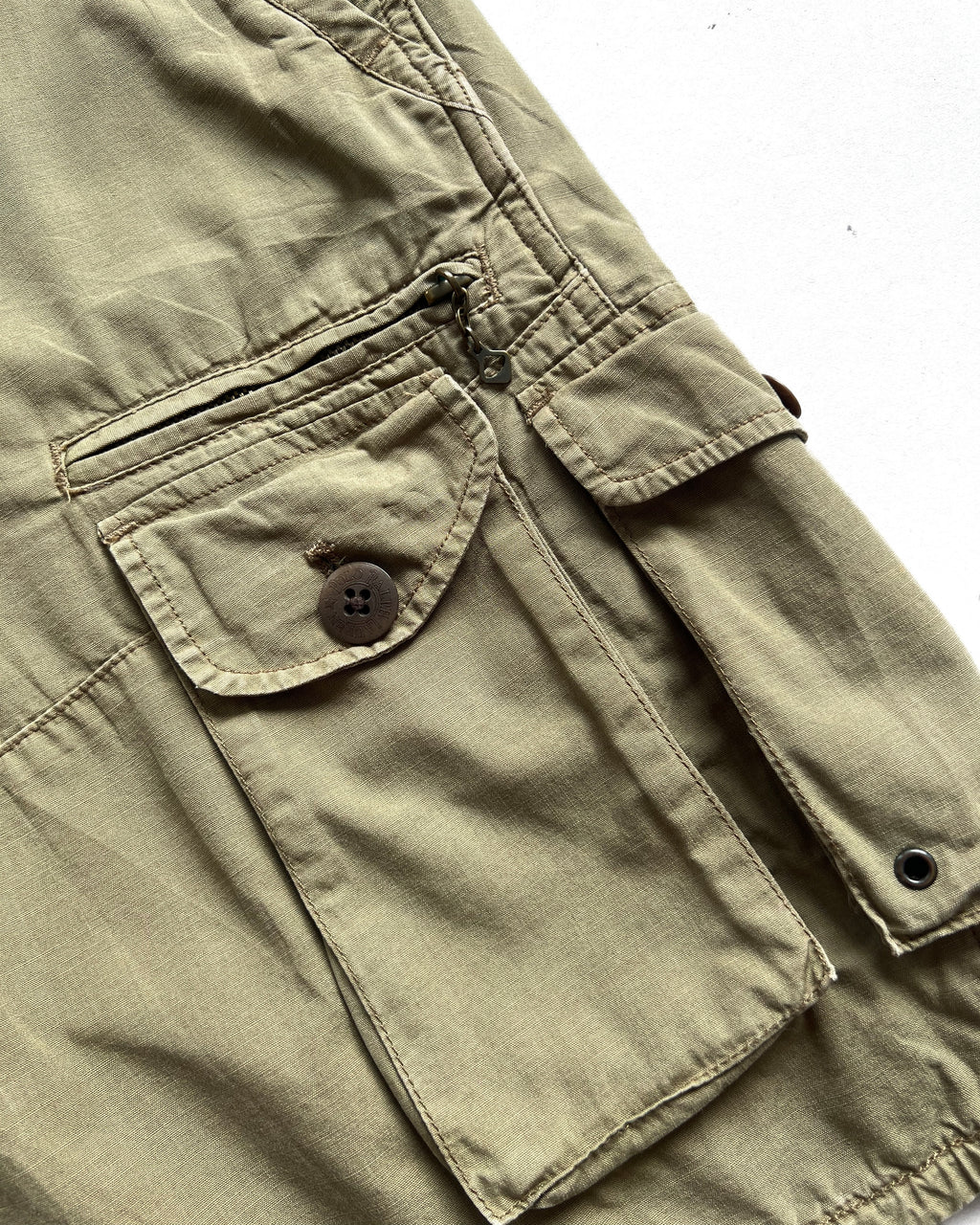 1990S RALPH LAUREN MULTI-POCKETS CARGO SHORTS (33)