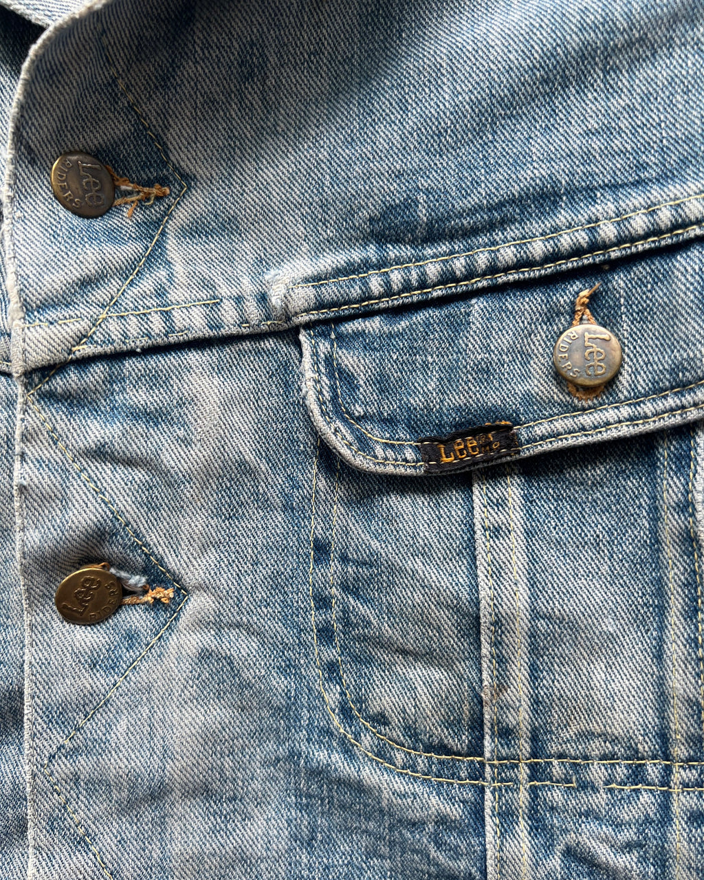 1970S FADED LEE STORM RIDER DENIM JACKET (L)
