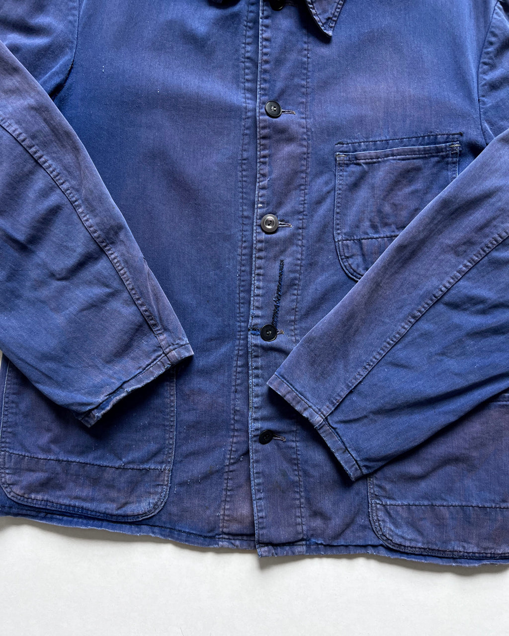 1960S SUN FADED FRENCH WORK CHORE JACKET (L)