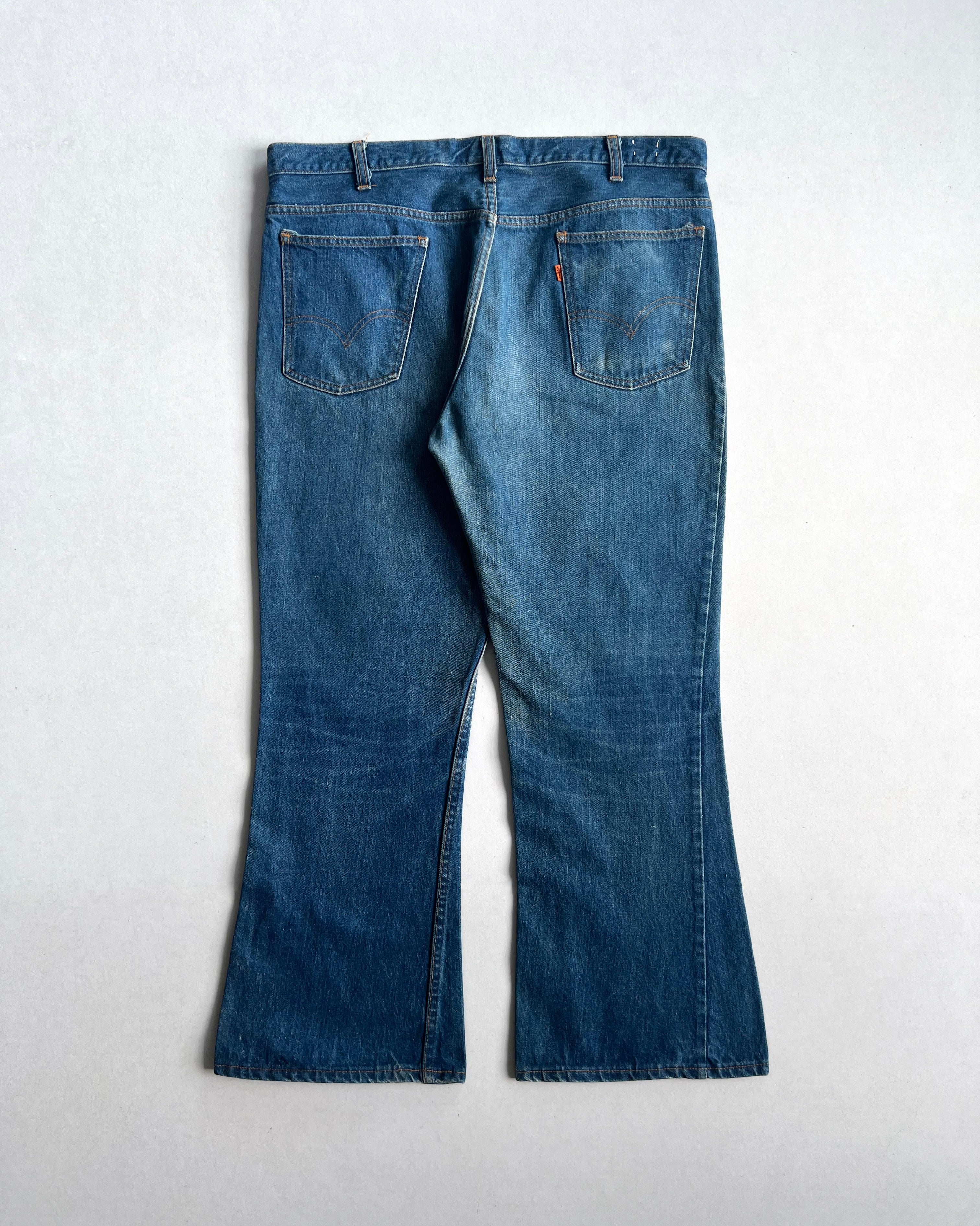 1970S DARK WASHED LEVI'S 646 BOOTCUT JEANS (38X29)
