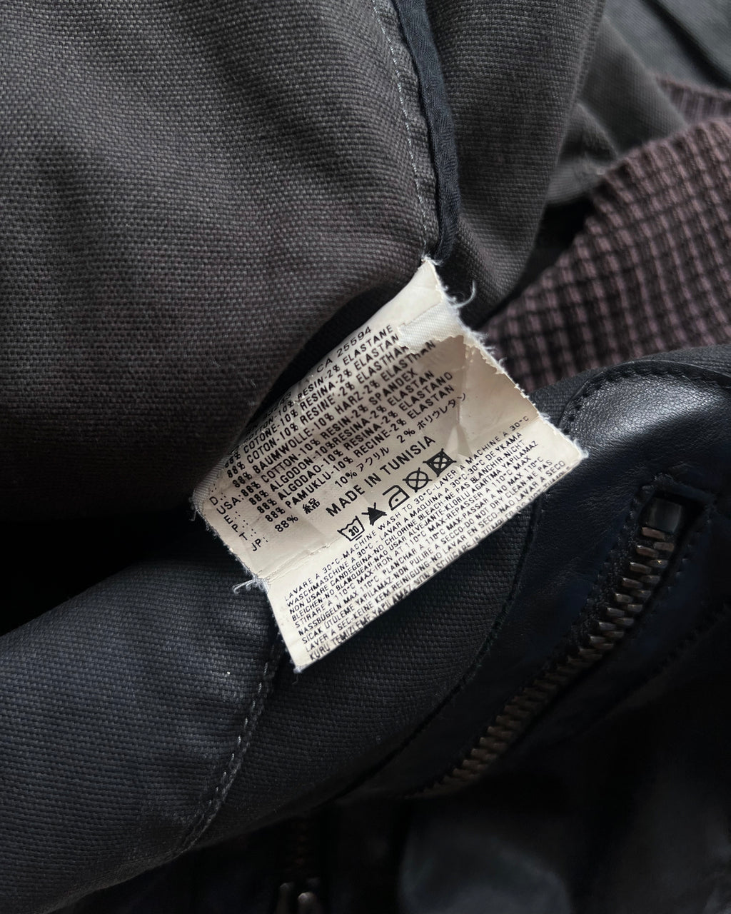 2000S DIESEL RESIN COATED BOMBER JACKET (M)