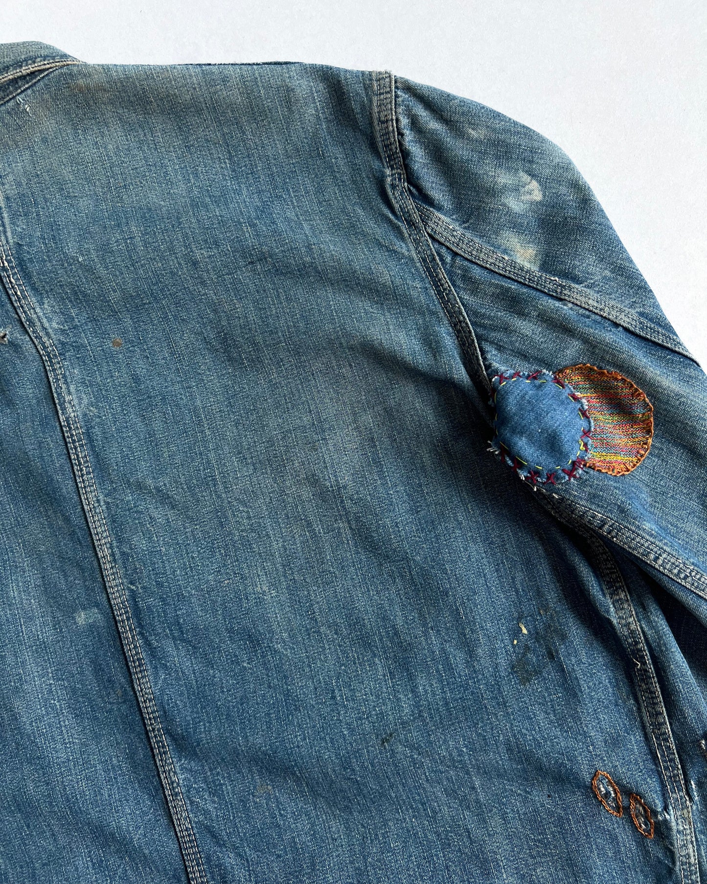 1940S FADED POWERHOUSE WORKER DENIM CHORE JACKET (L)