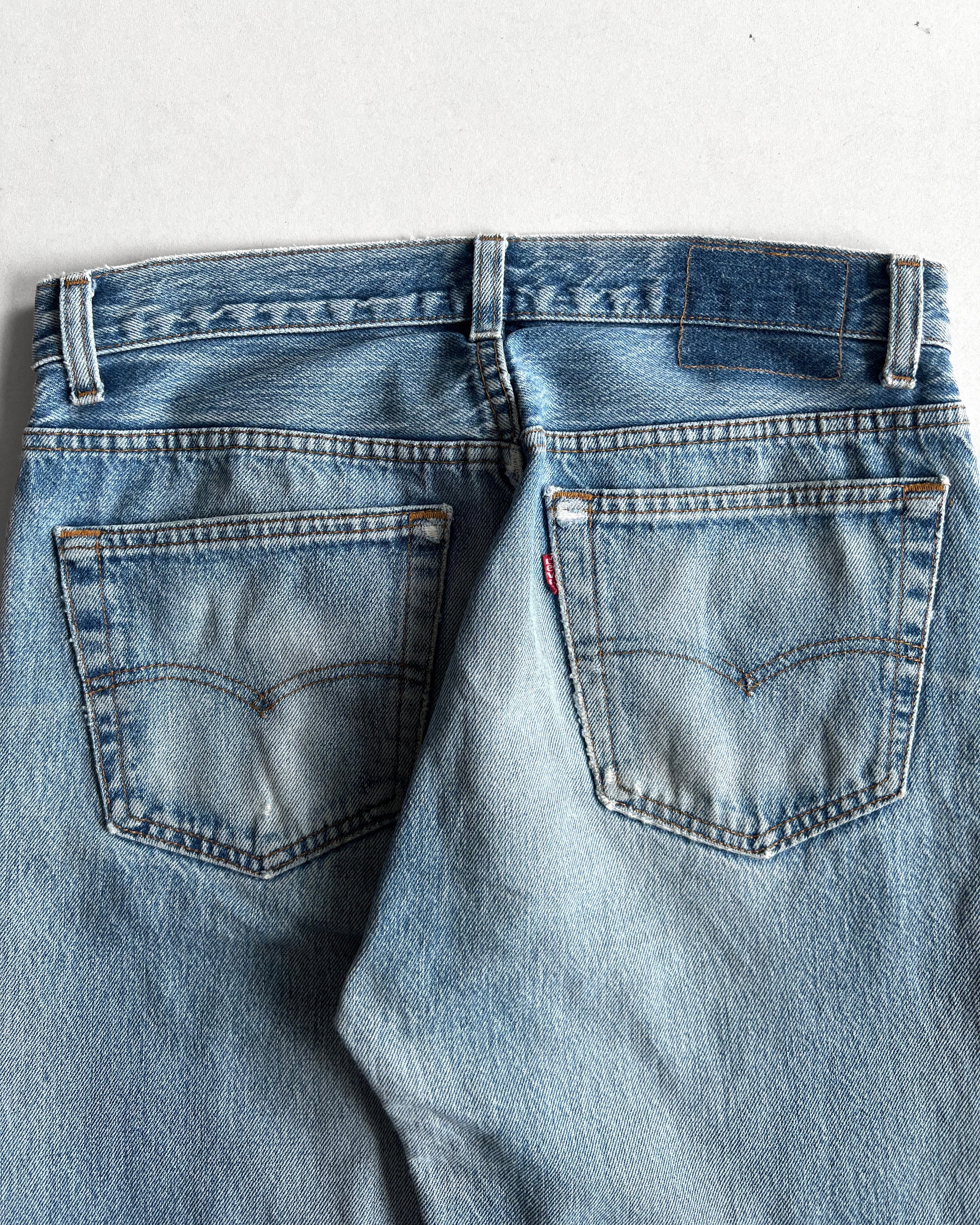 1980S FADED WASHED LEVI'S 501 REPAIRED JEANS (31)
