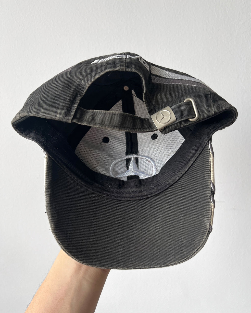 2000S FADED MERCEDES AMG CAP (OS)