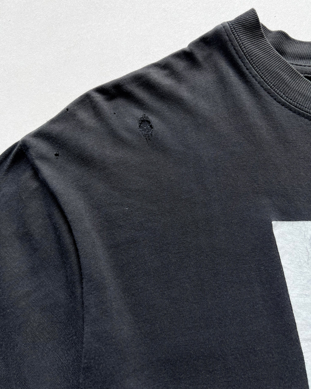 1990S FADED 'NO GUERRA' TEE (L)