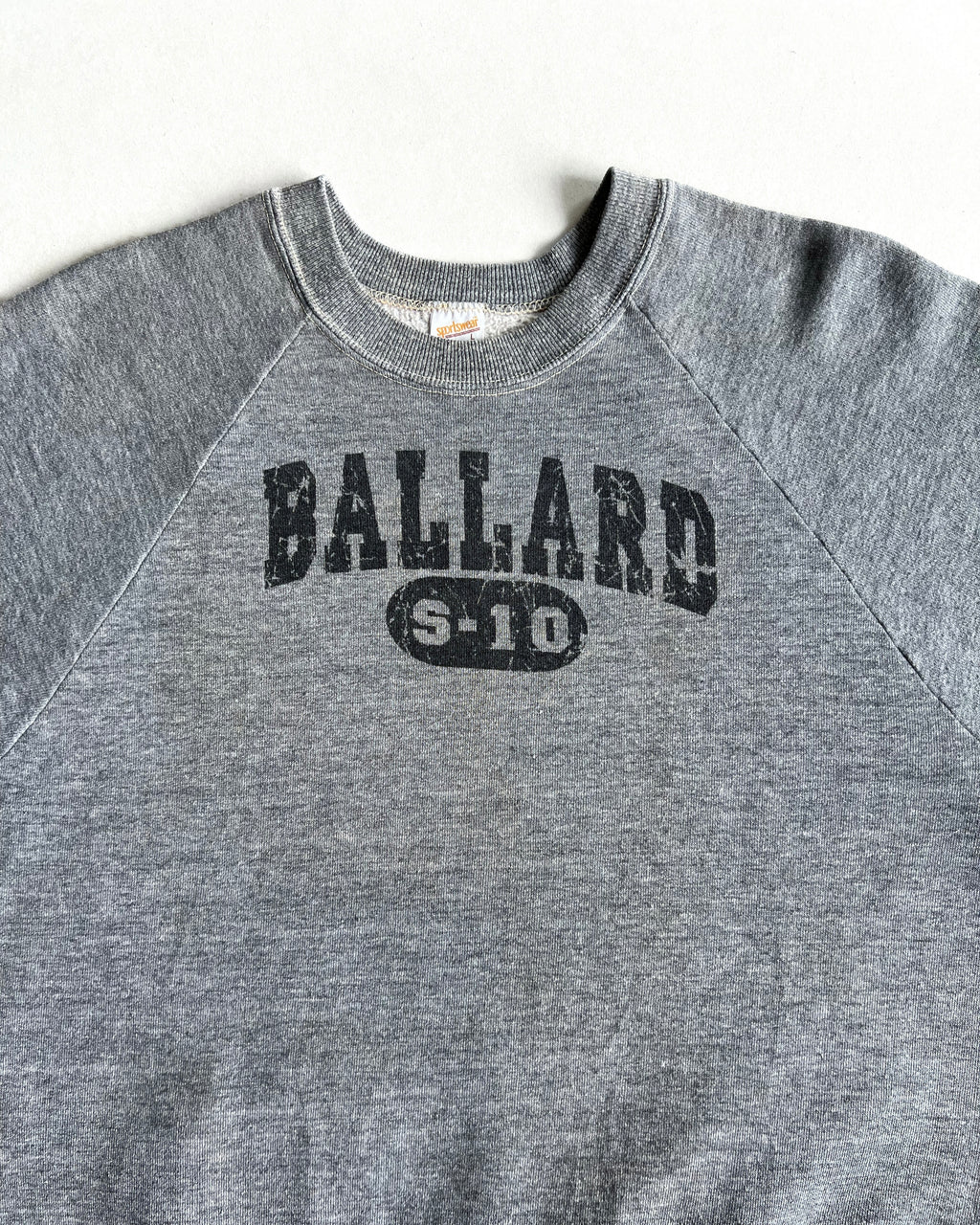 1970S 'BALLARD S-10' RAGLAN SHORT SLEEVES SWEATSHIRT (L)