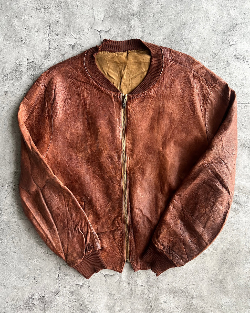 1970S FADED BROWN/MAROON LEATHER BOMBER JACKET (M/L)