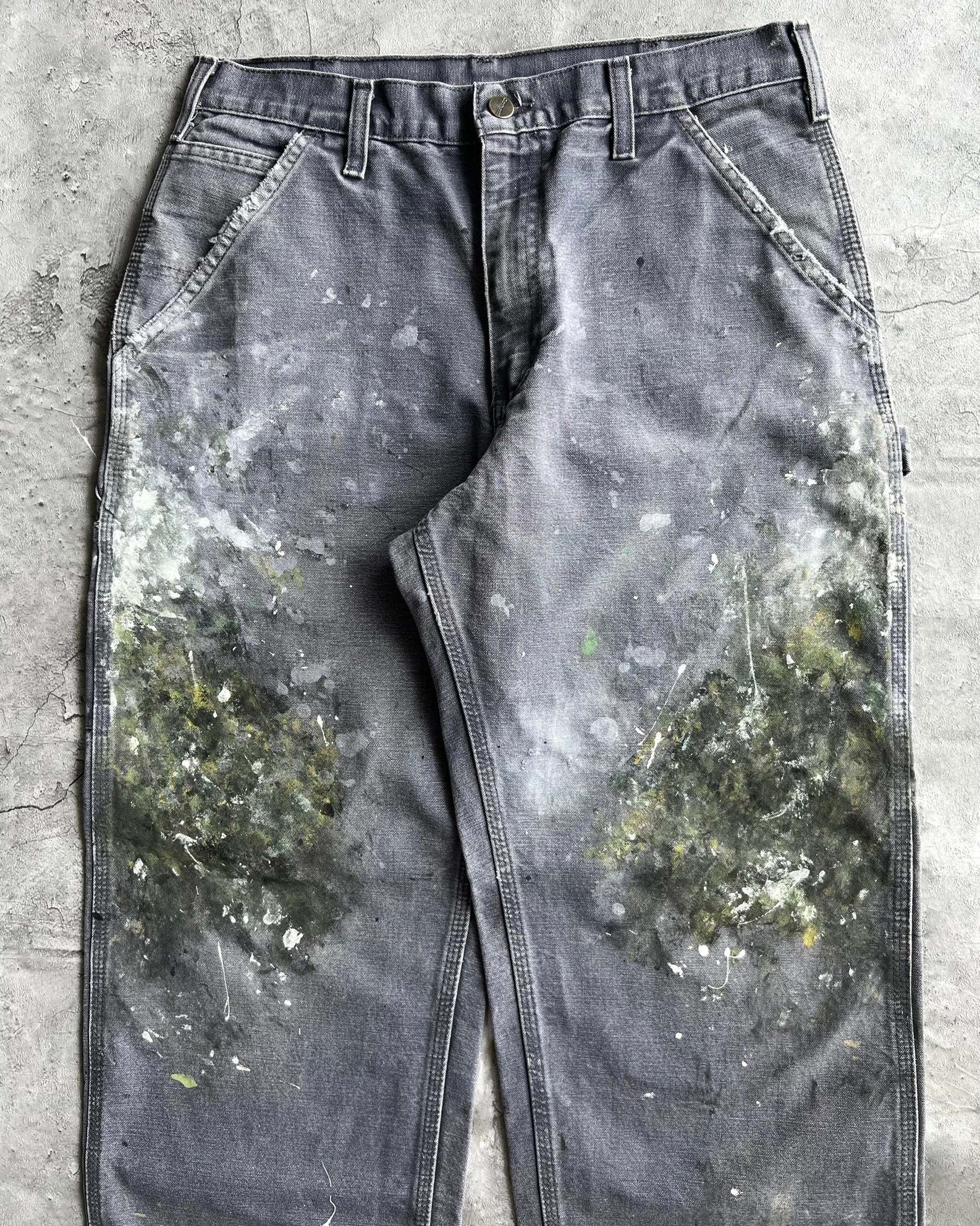 1990S PAINTED CARHARTT CARPENTER WORK PANTS (32X30)