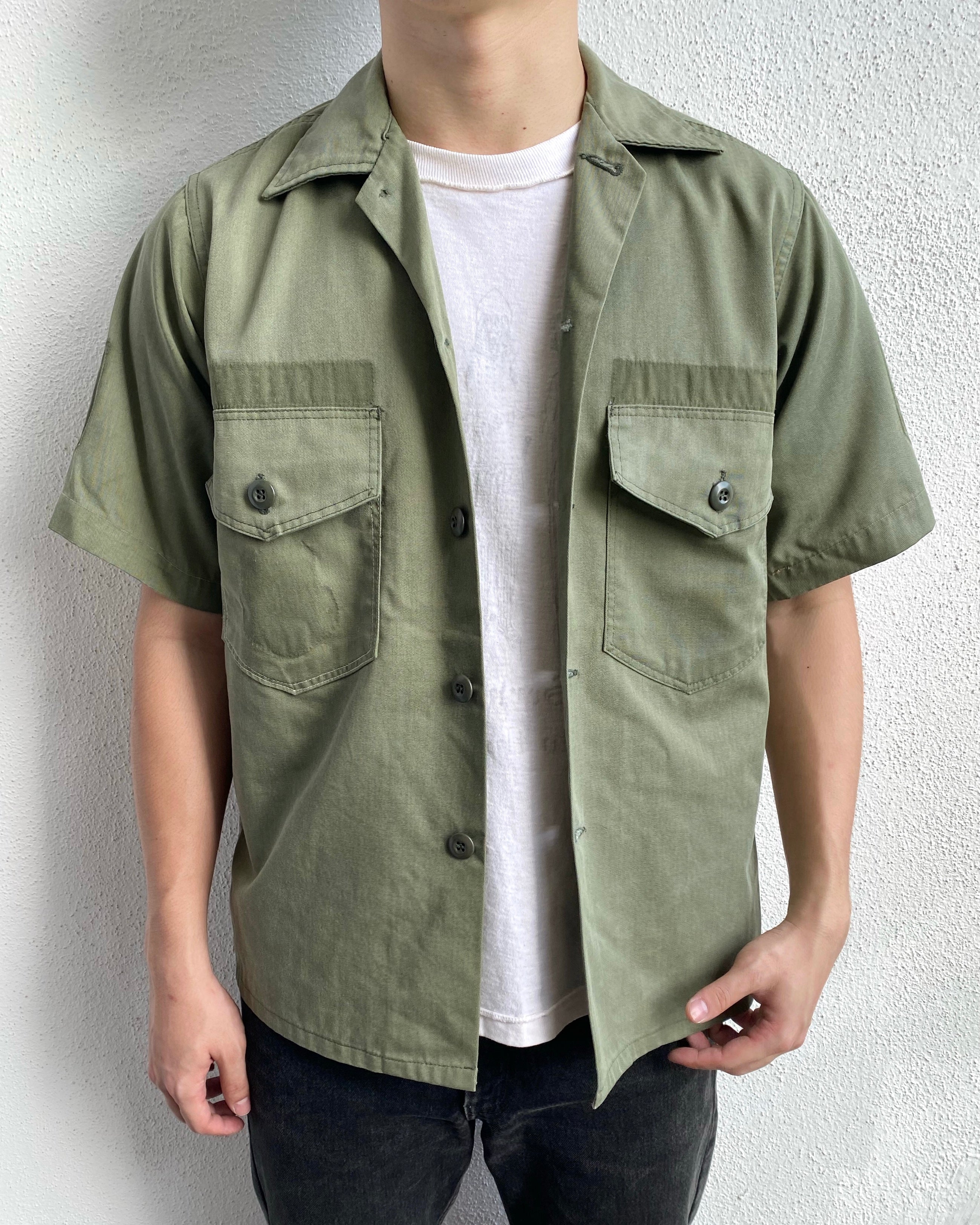 1960/1970S US ARMY OG-107 SHORT SLEEVES UTILITY SHIRT (M)