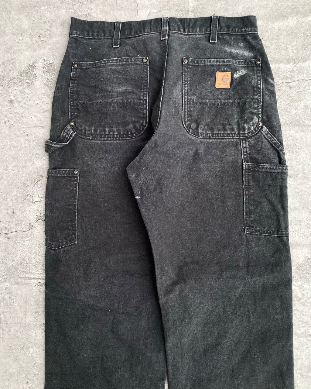 1990S FADED BLACK CARHARTT REPAIRED DOUBLE KNEE PANTS (32X30)