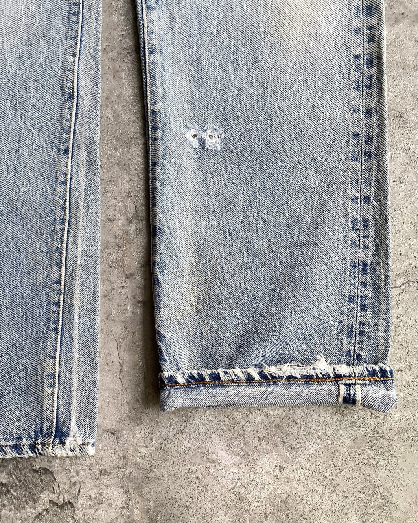 1980S LEVI'S 501 DISTRESSED REDLINE SELVEDGE JEANS (33X36)