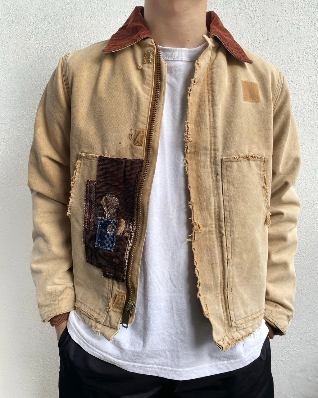 1990S SUN FADED CARHARTT PATCHED ARCTIC WORK JACKET (S/M)