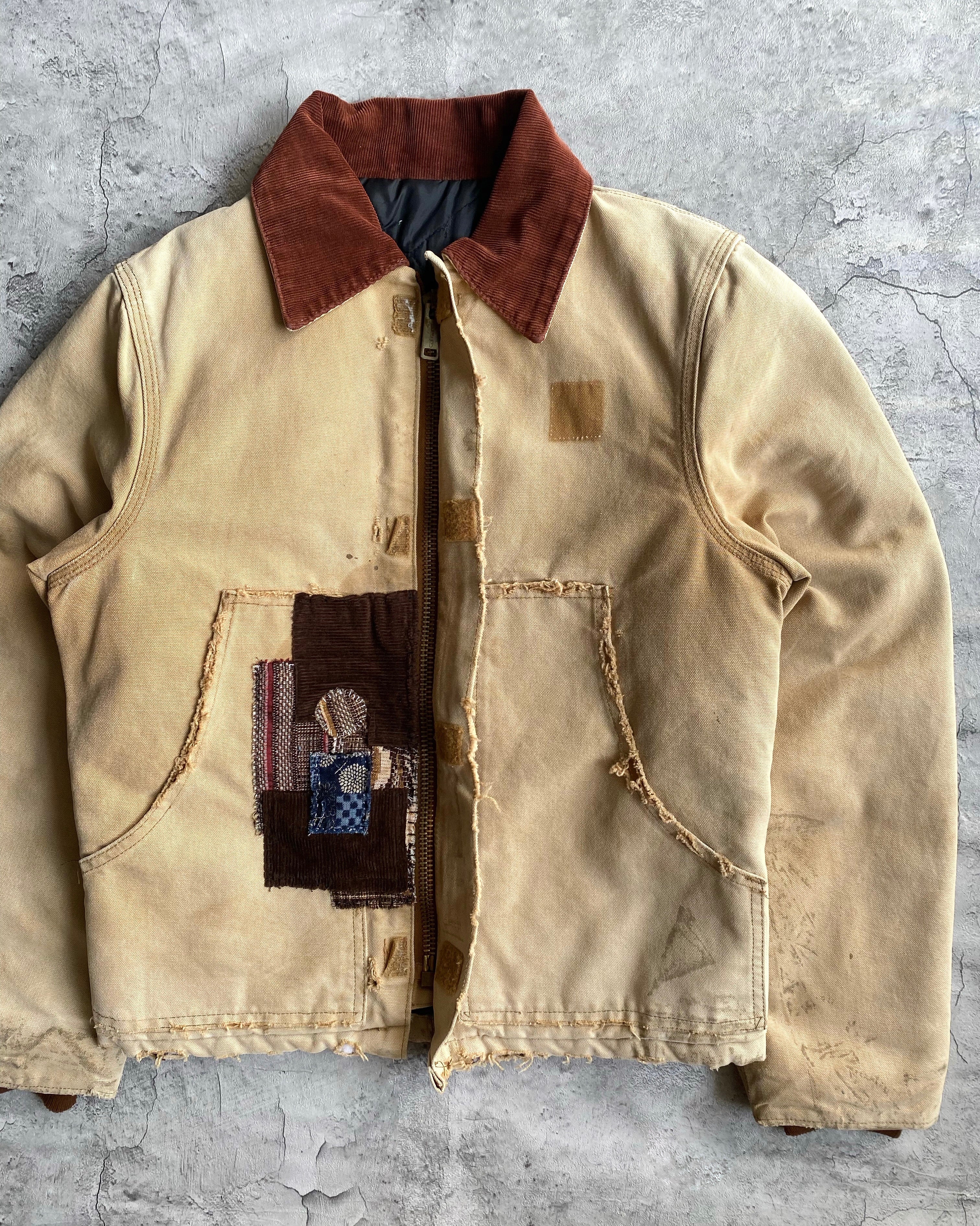 1990S SUN FADED CARHARTT PATCHED ARCTIC WORK JACKET (S/M)