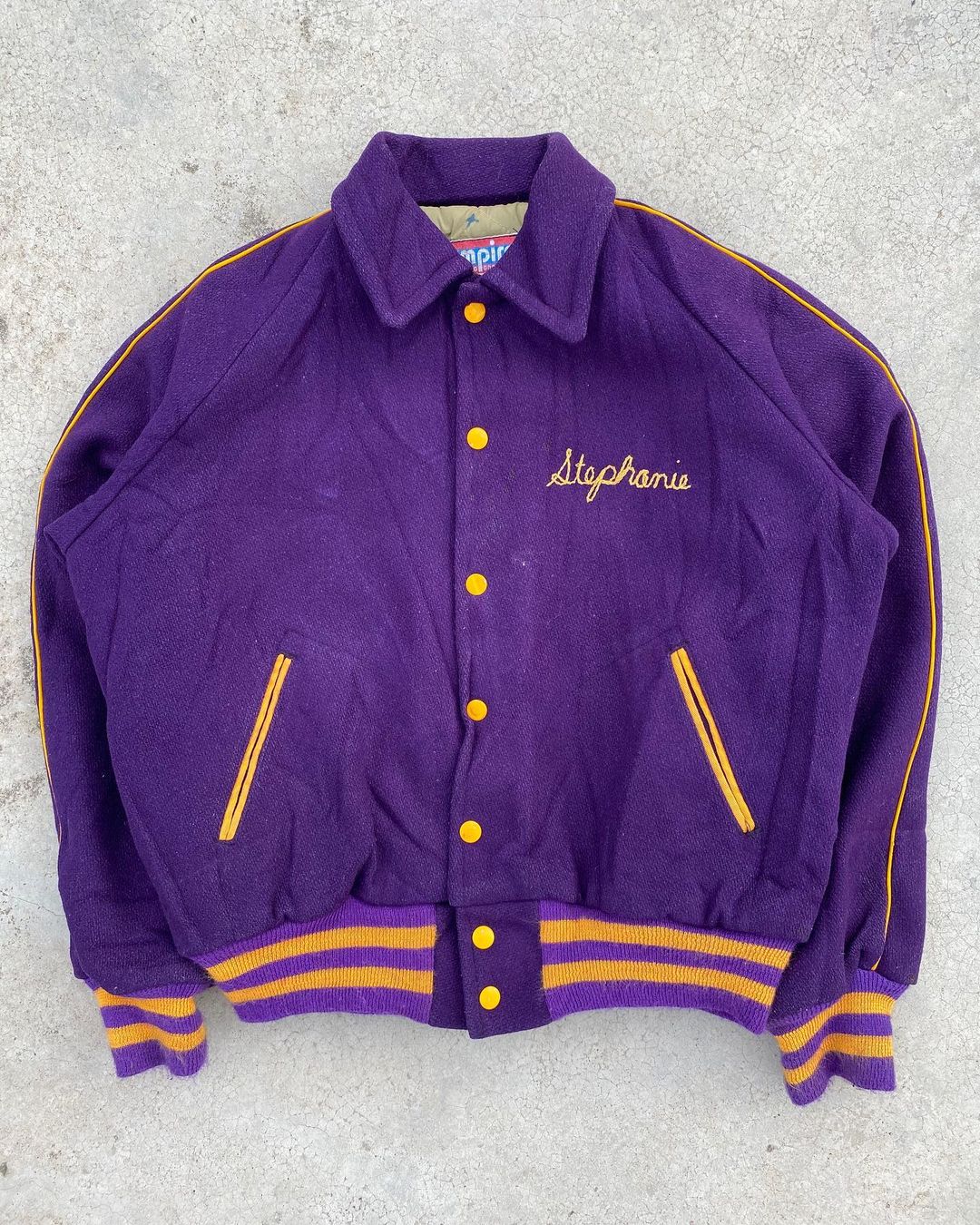 1980S “STEPHANIE CLYDE” CHAIN STITCHED VARSITY JACKET (M/L)