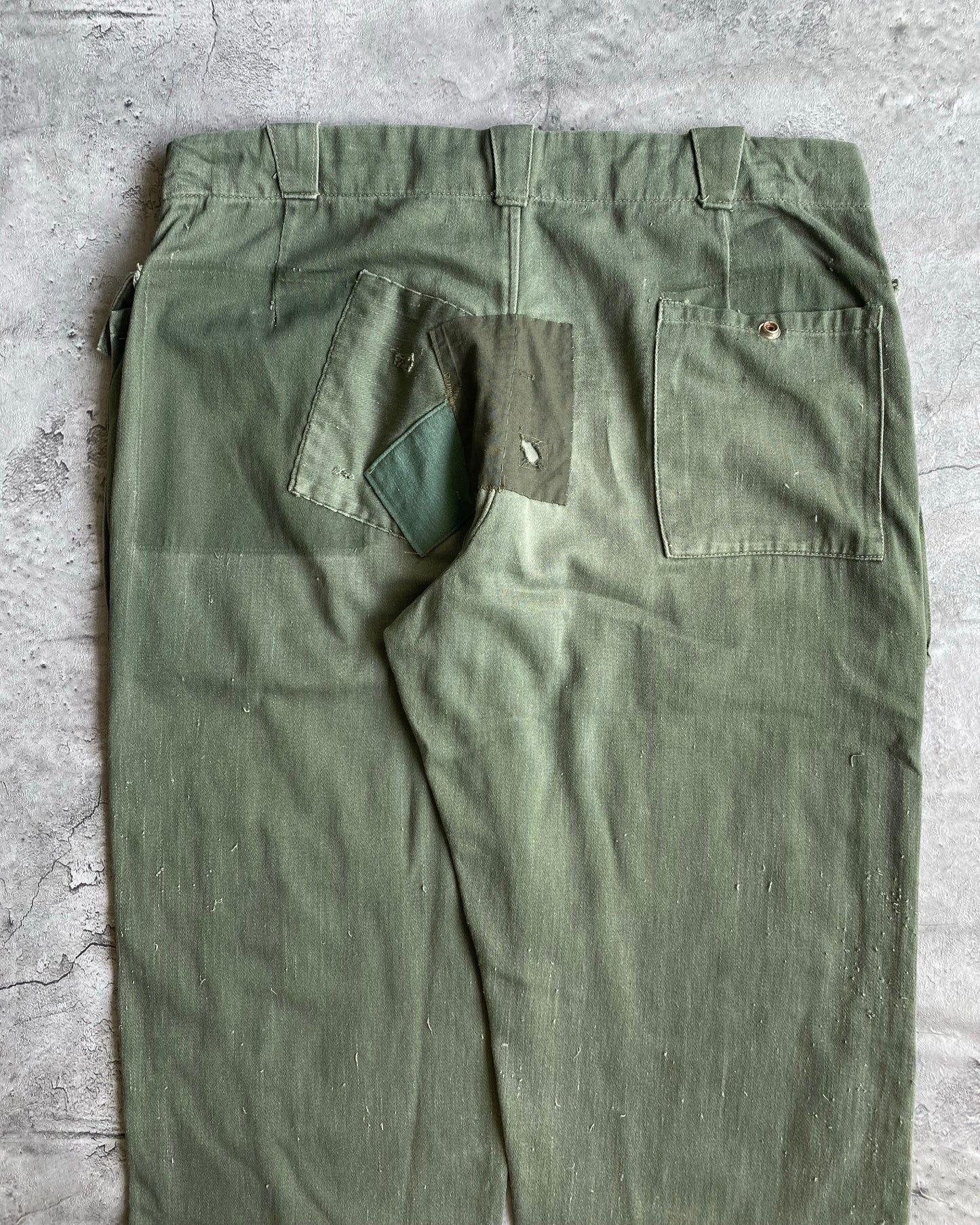 1970S FRANCE ARMY PATCHED WORK TROUSERS (36x28)