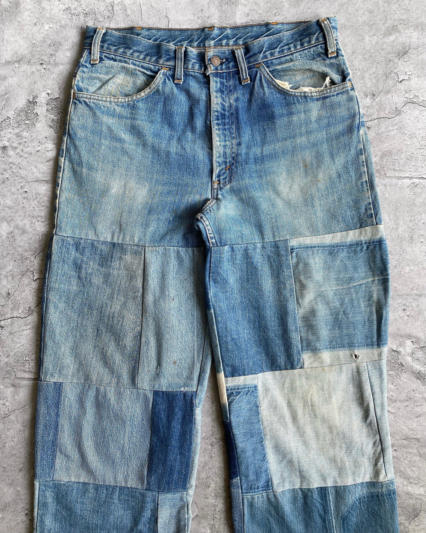 1970S BIG E LEVI’S 646 PATCHED FLARED JEANS (34x31)