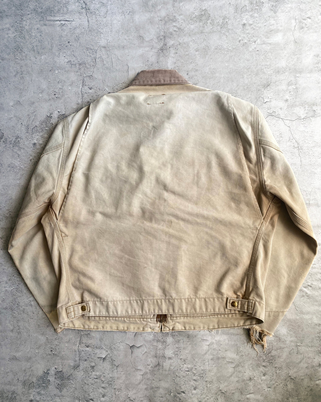 1990S FADED CARHARTT PATCHED DETROIT JACKET (L-XXL)