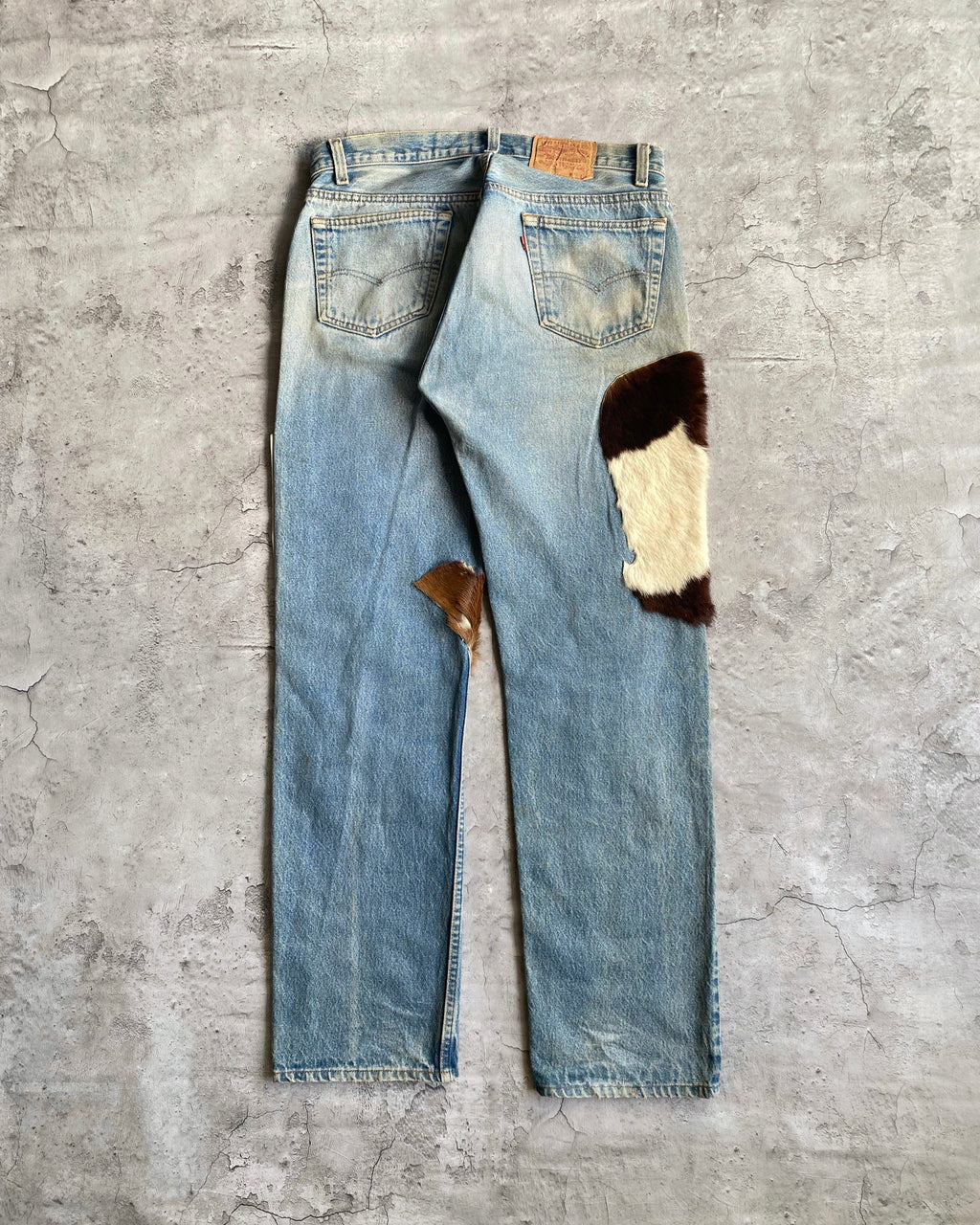 1980S PONY LEATHER/HAIR LEVI'S 501 JEANS (34x32)