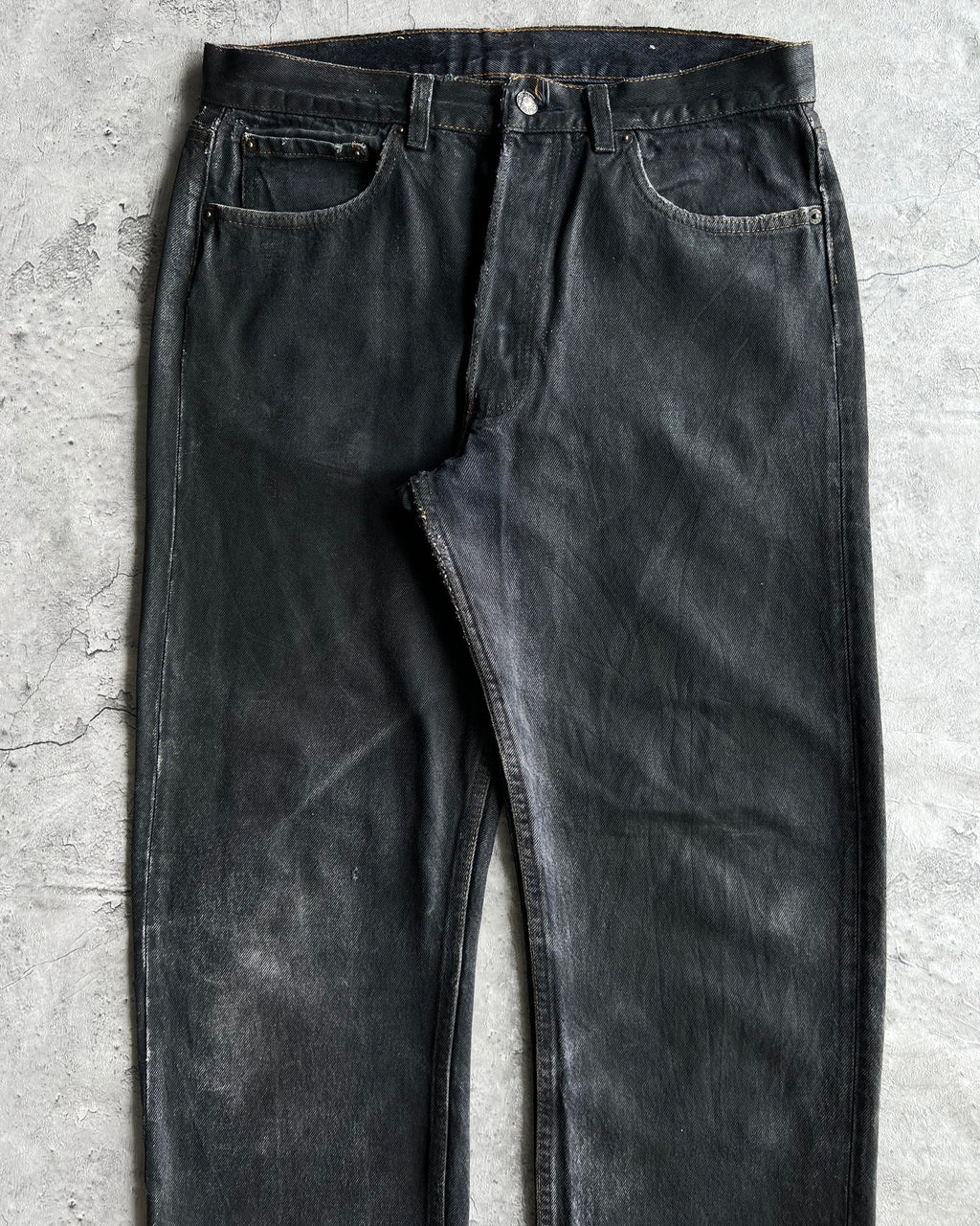 1990S WAXED BLACK LEVI'S 501 JEANS (33X32)