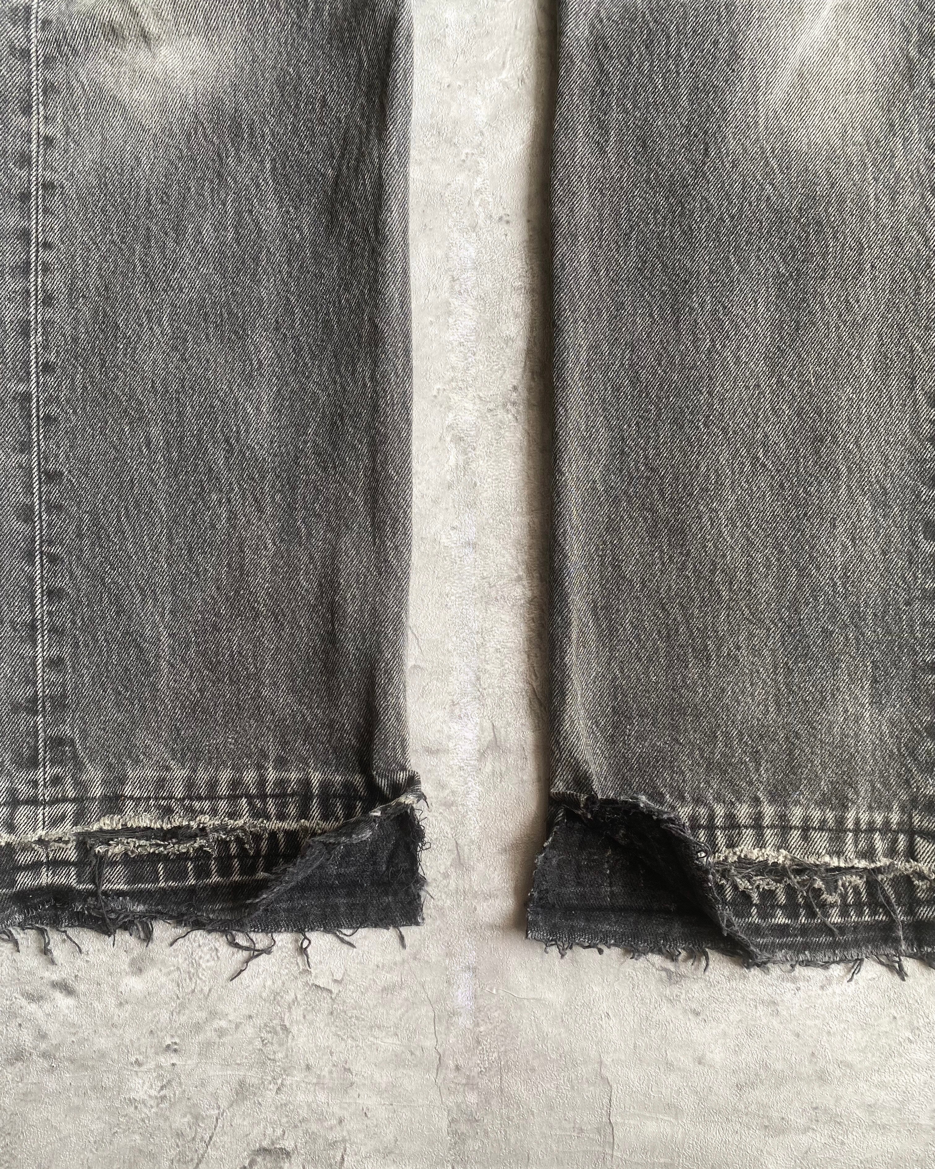 1990S REPAIRED BLACK LEVI'S 501 RELEASED HEM JEANS (31X32)