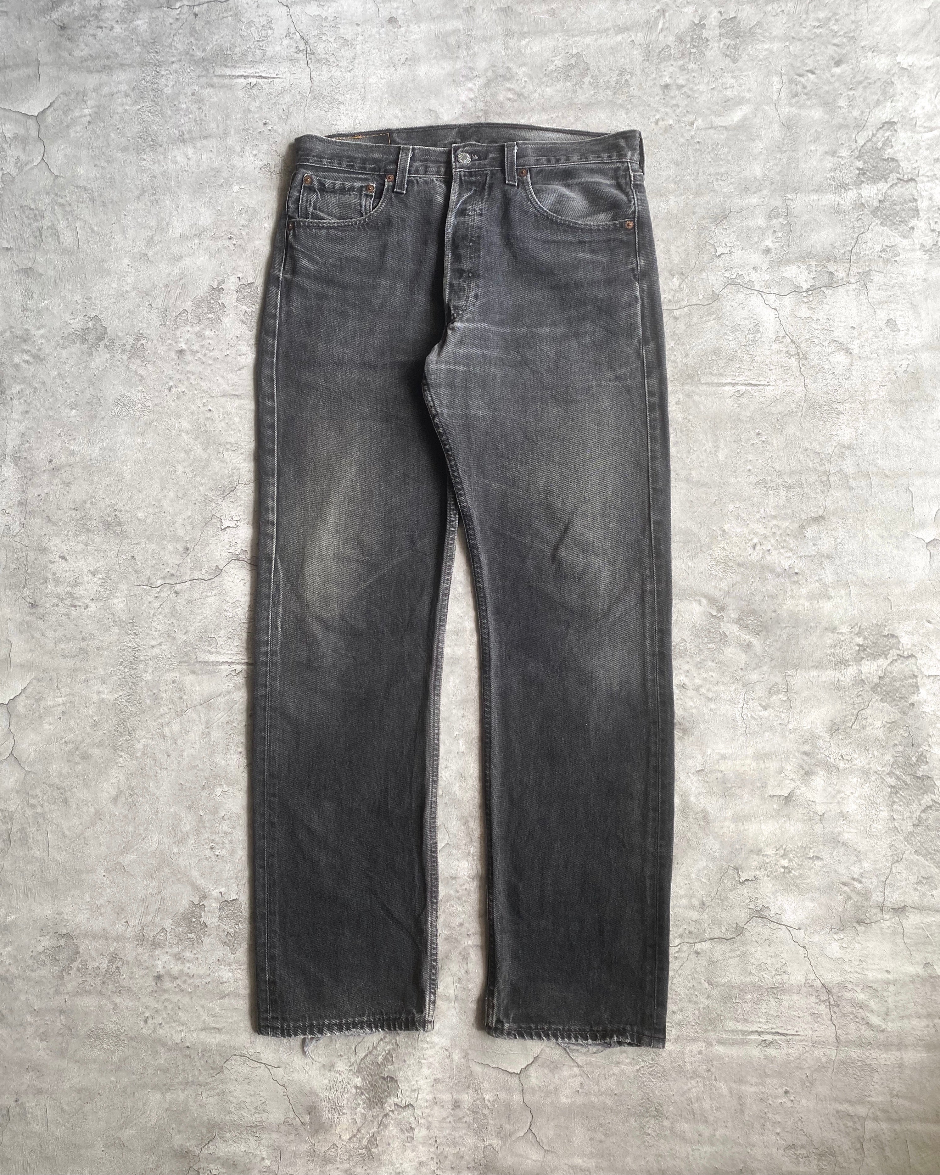 1990S FADED BLACK LEVI'S 501 JEANS (33X32)