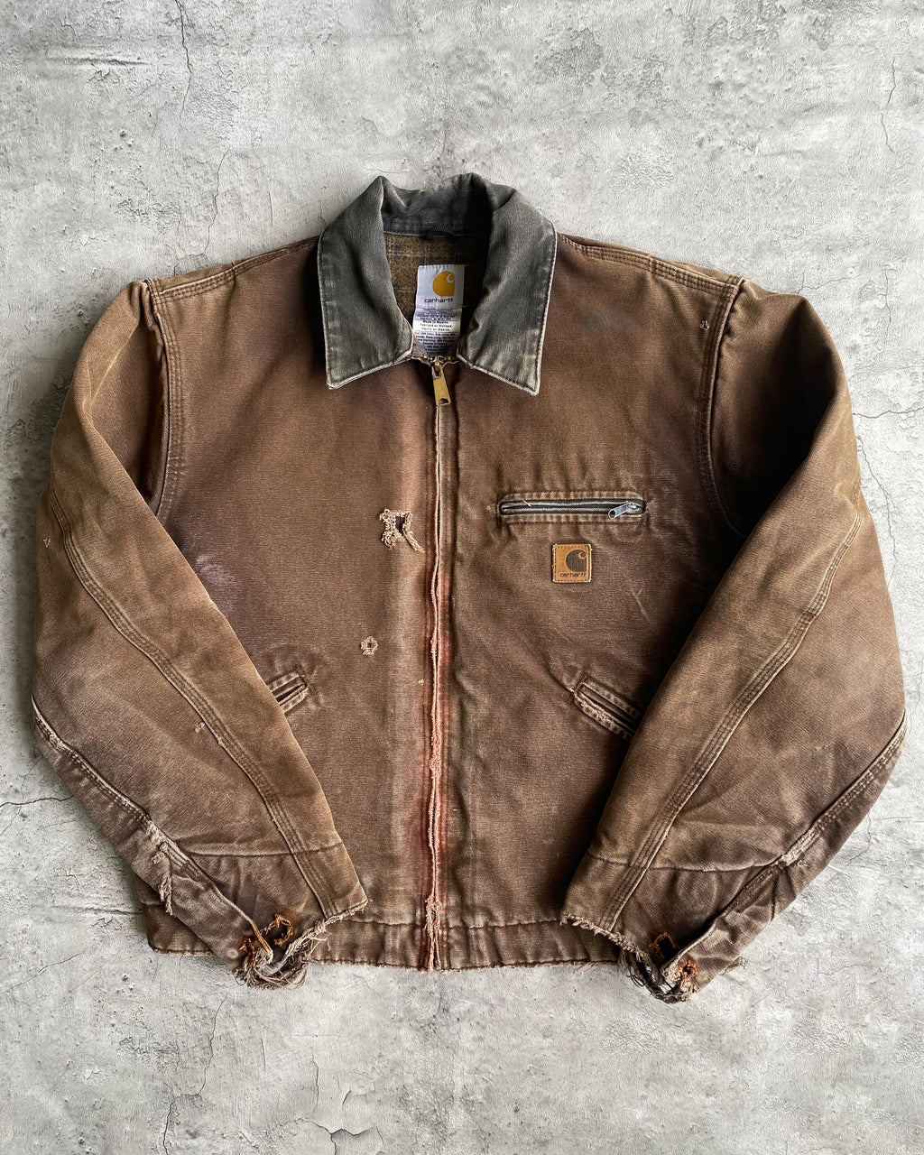 1990S SUN FADED BROWN DISTRESSED CARHARTT DETROIT JACKET (M)