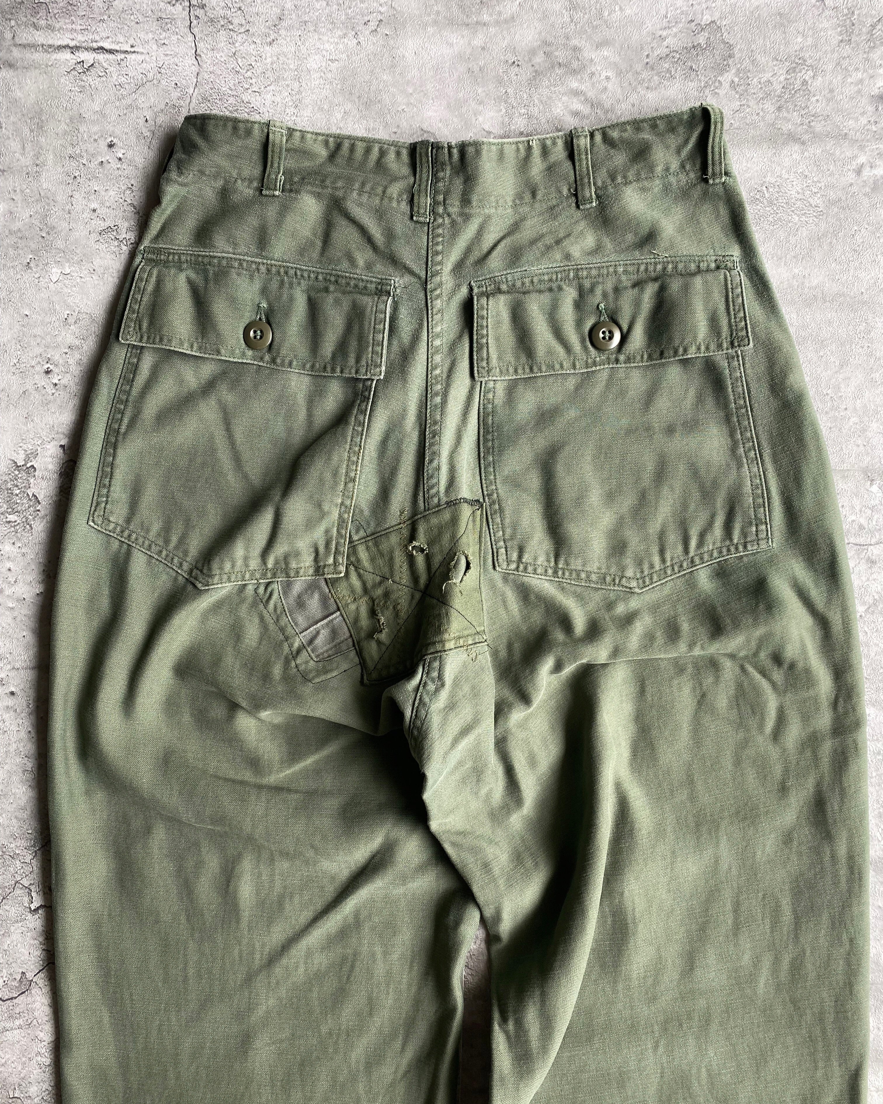 1960S PATCHED OG-107 SATEEN US ARMY TROUSERS (28-32)