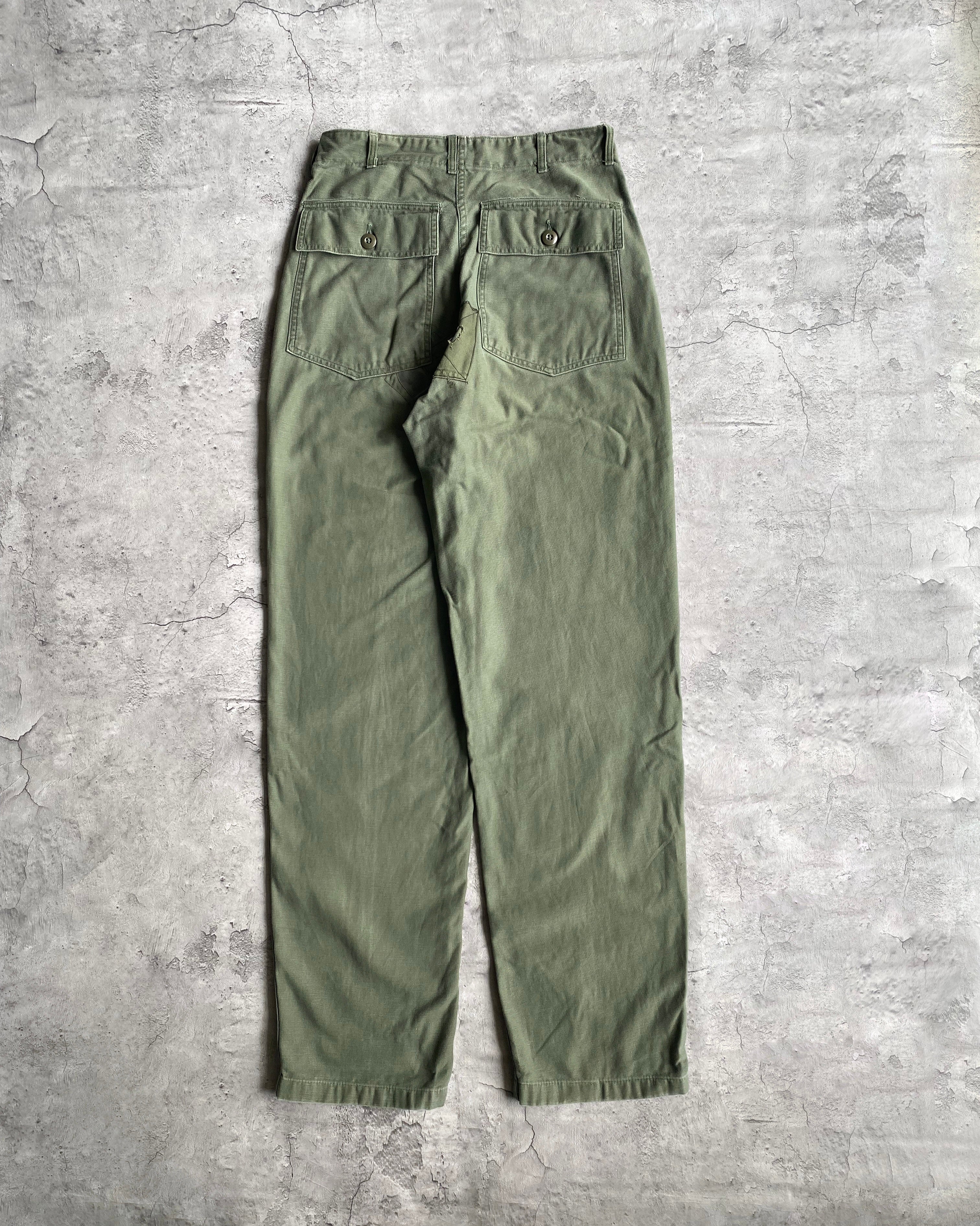 1960S PATCHED OG-107 SATEEN US ARMY TROUSERS (28-32)