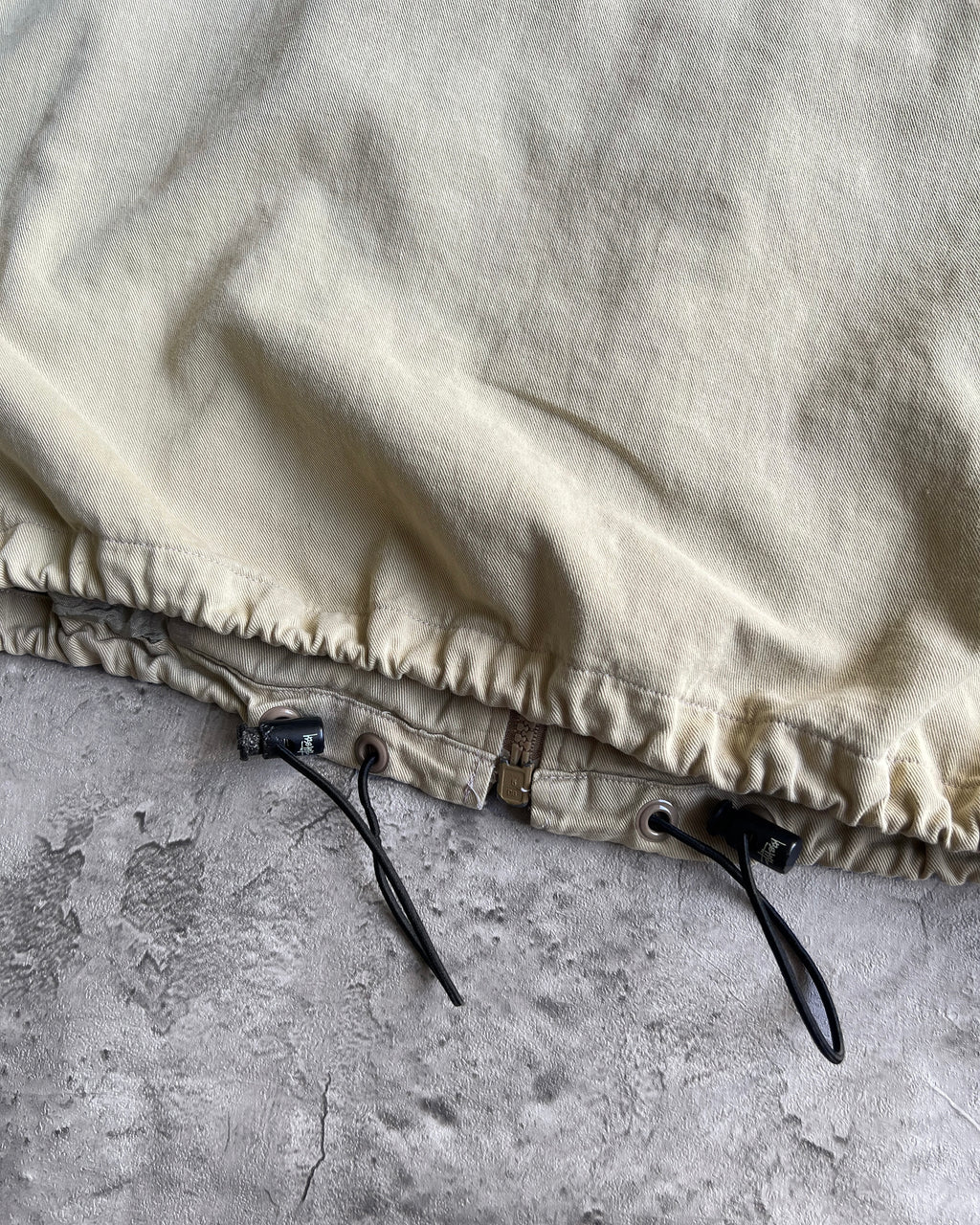 1990S/2000S CREAM STUSSY HOODED UTILITY JACKET (L)