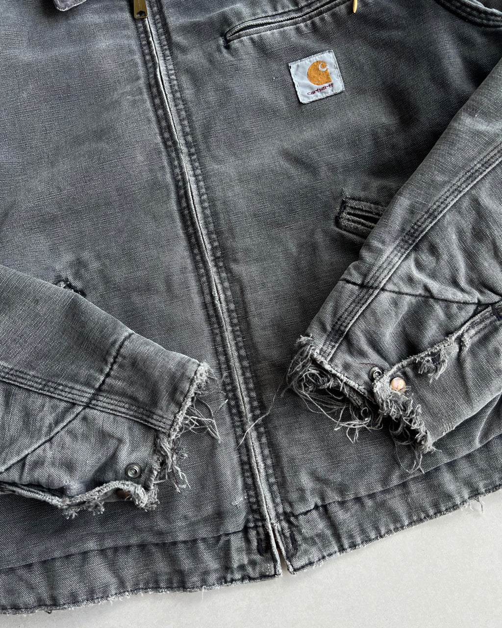 1990S FADED GREY CARHARTT DETROIT WORK JACKET (M)