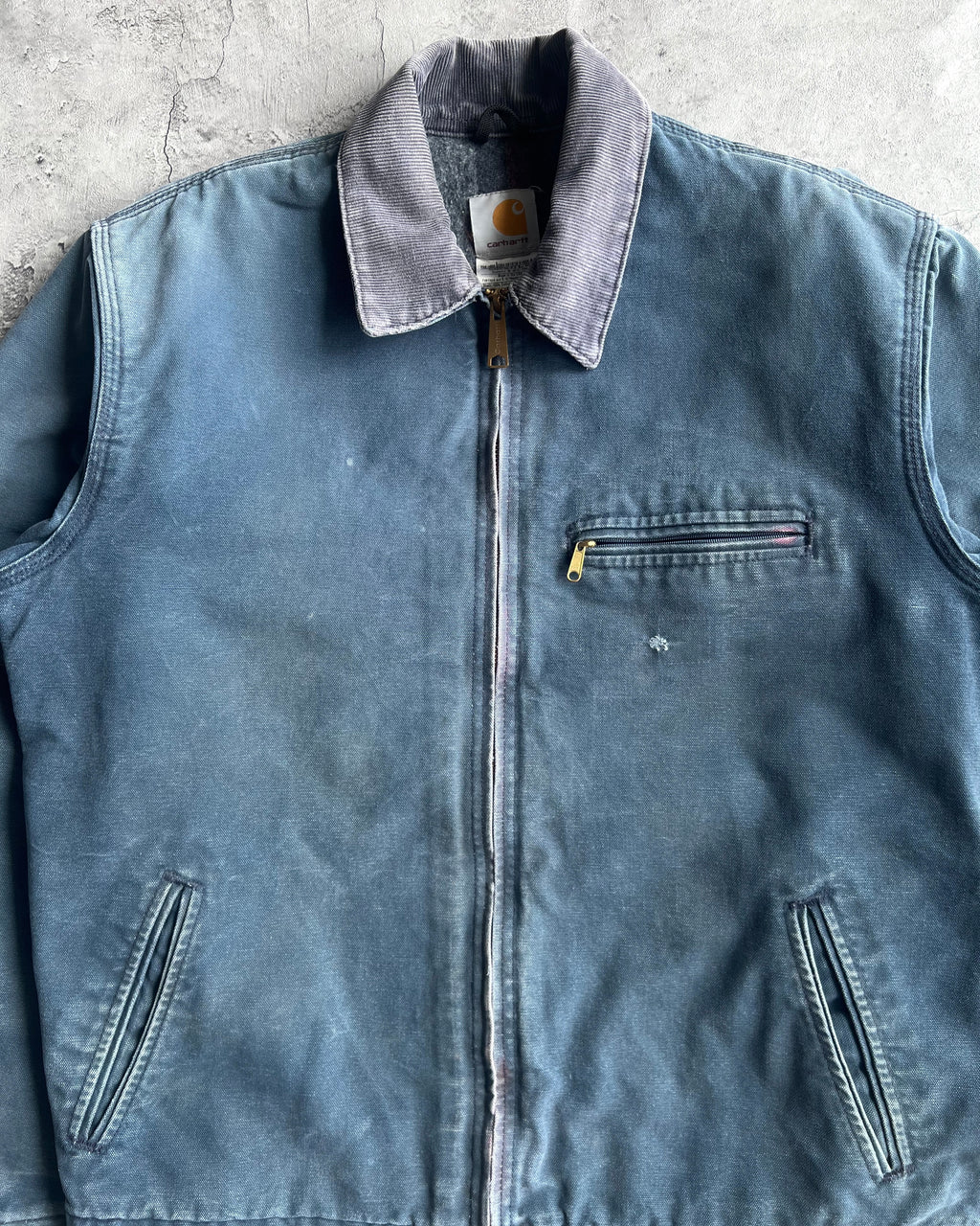 1990S FADED NAVY CARHARTT DETROIT WORK JACKET (L)