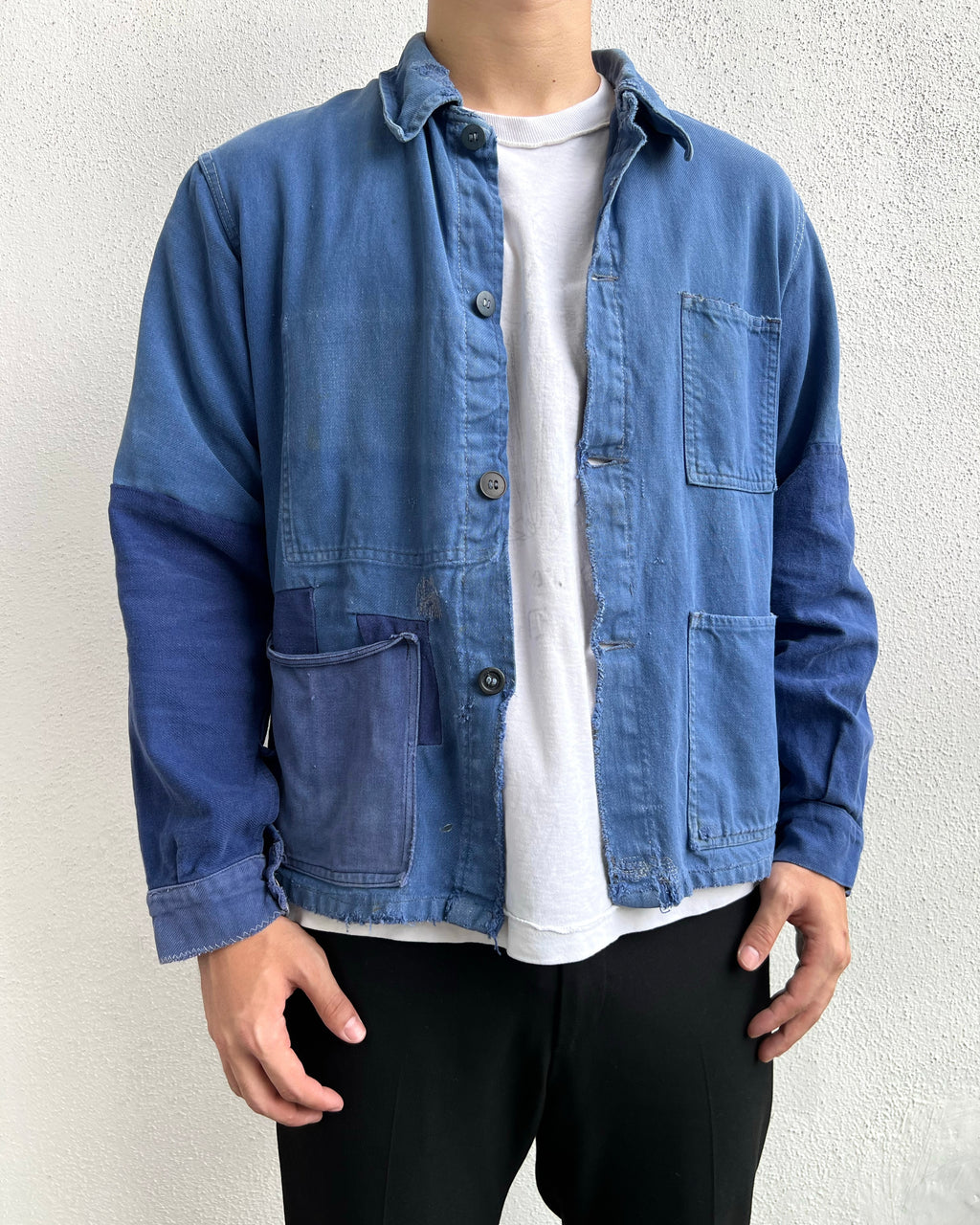 1950S FADED ROUND COLLAR REPAIRED FRENCH WORK CHORE JACKET (M/L)