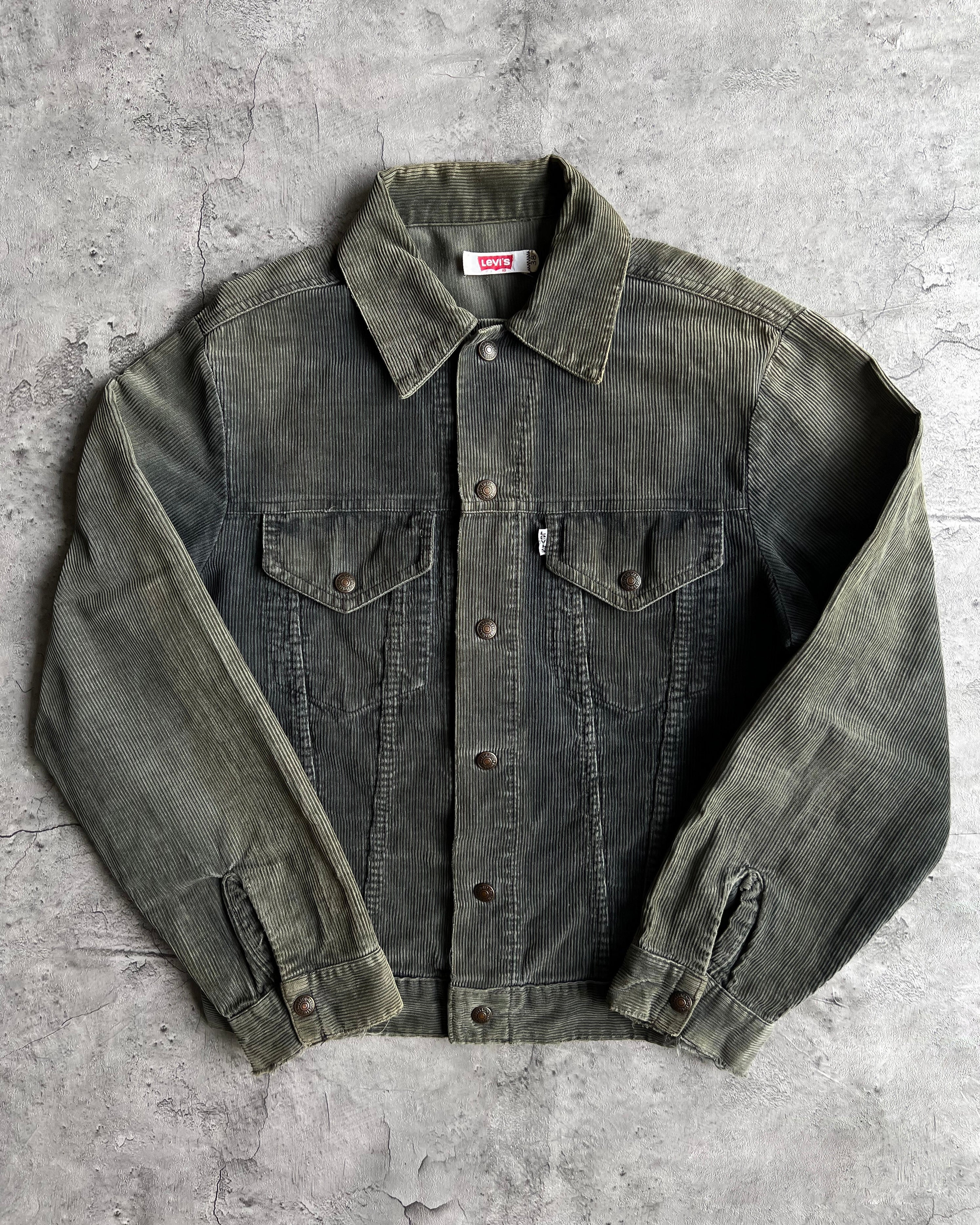 1980S SUN FADED GREEN CORDUROY LEVI'S TYPE III TRUCKER JACKET (M)