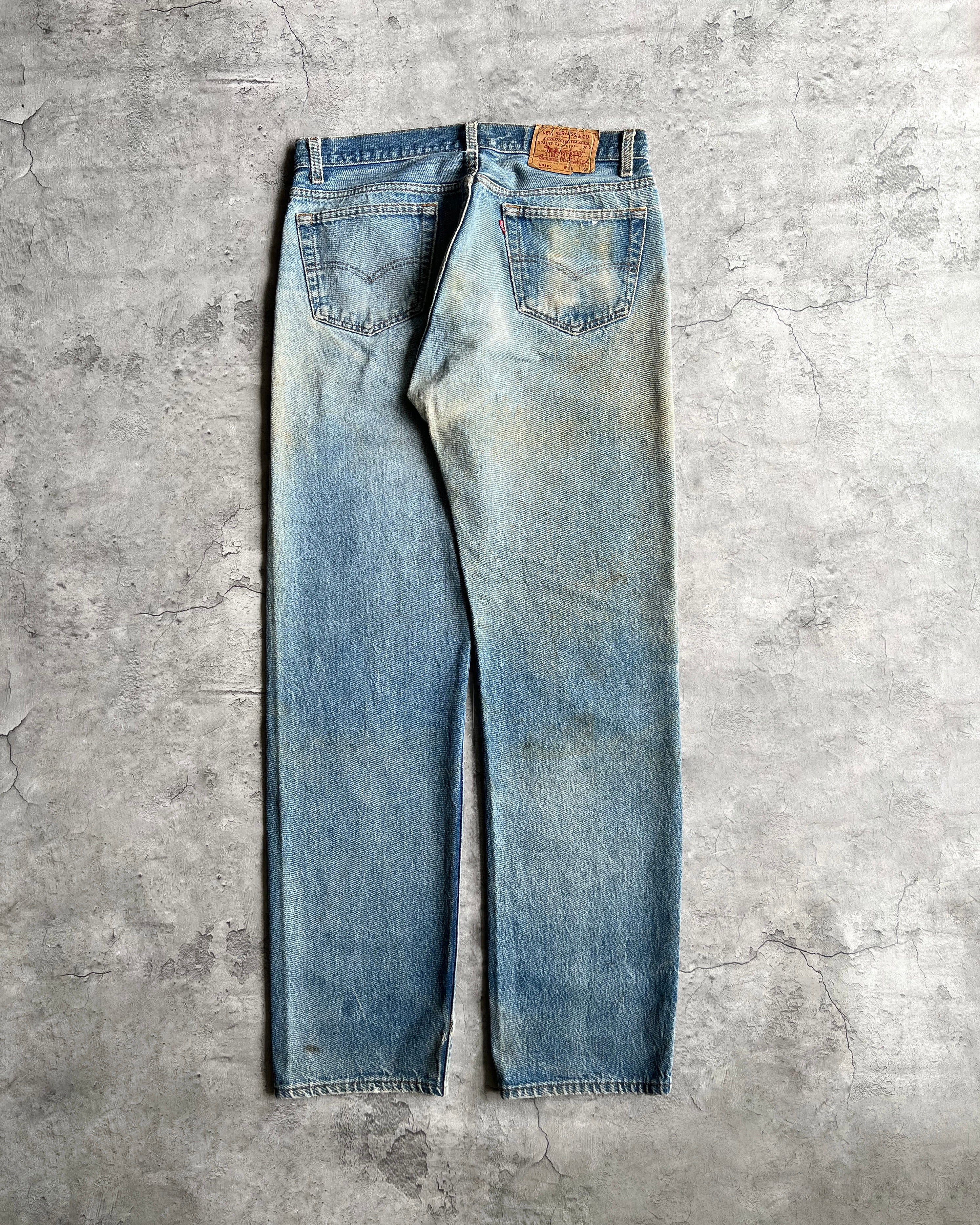 1990S FADED WASHED LEVI'S 501 PATCHED JEANS (36X36)