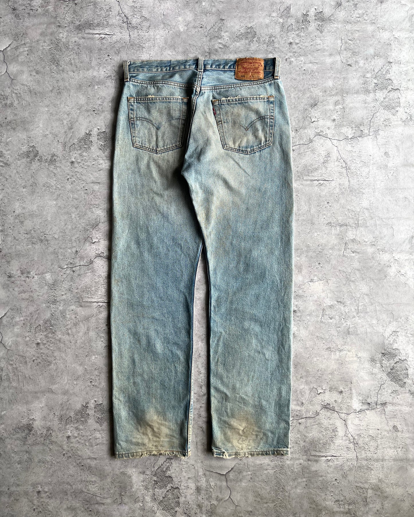 1990S FADED WASHED LEVI'S 501 REPAIRED JEANS (34X32)