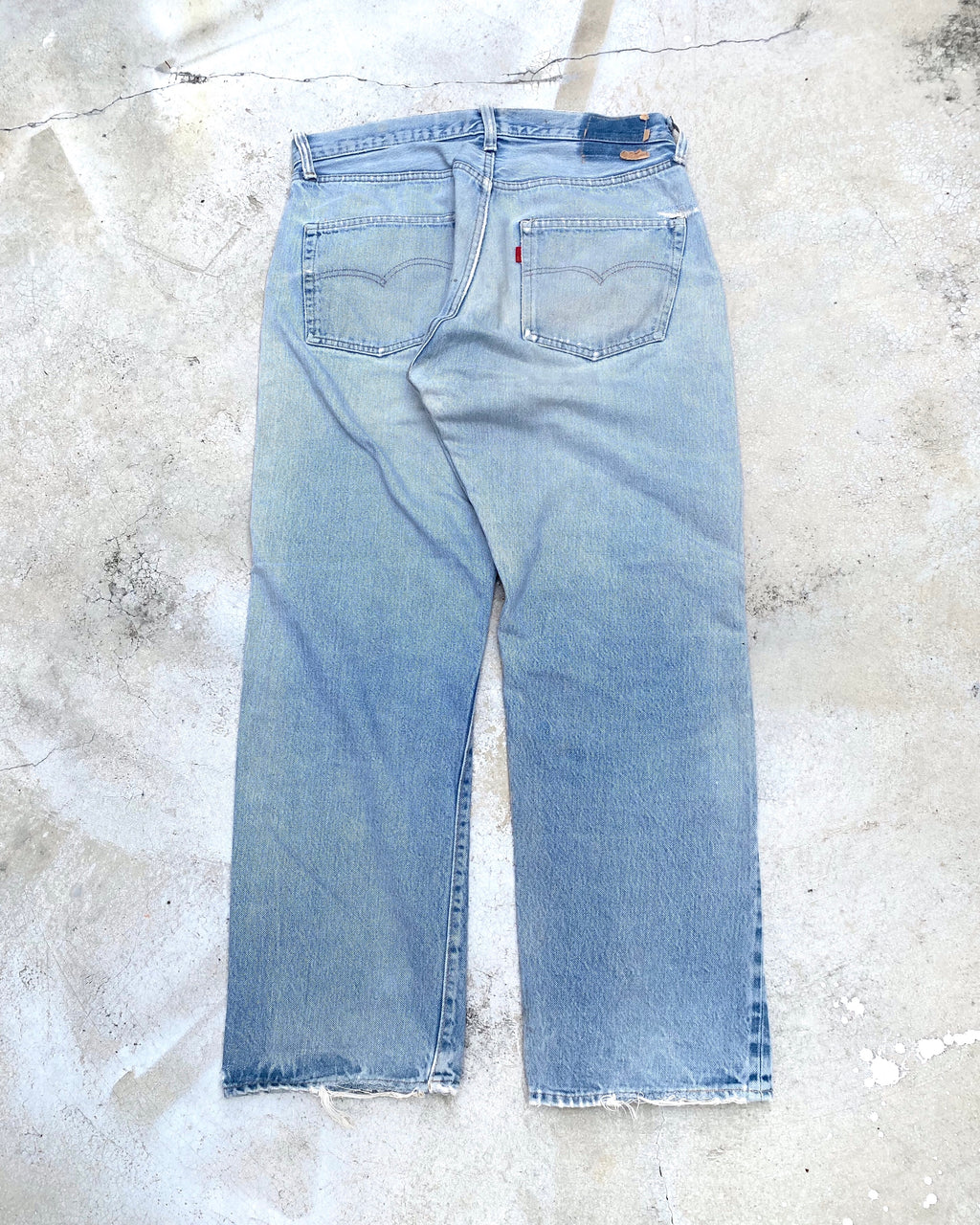 1970S LEVI’S 501 REPAIRED SELVEDGE JEANS (34X32)