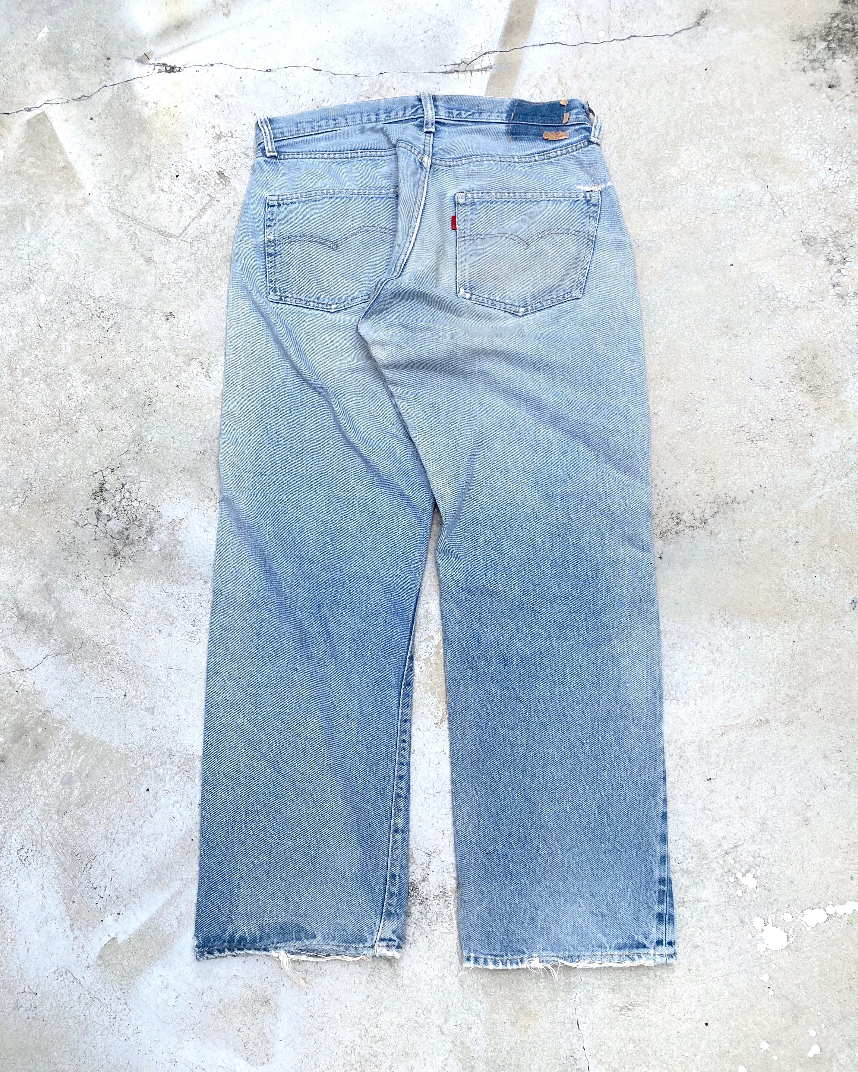 1970S LEVI’S 501 REPAIRED SELVEDGE JEANS (34X32)