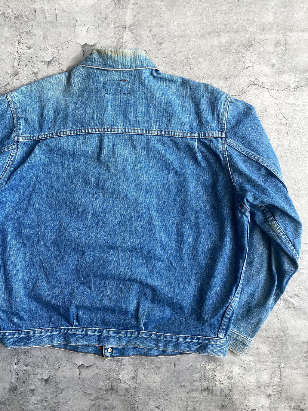 1980S FADED LEVI'S TYPE II DENIM JACKET (L/XL)