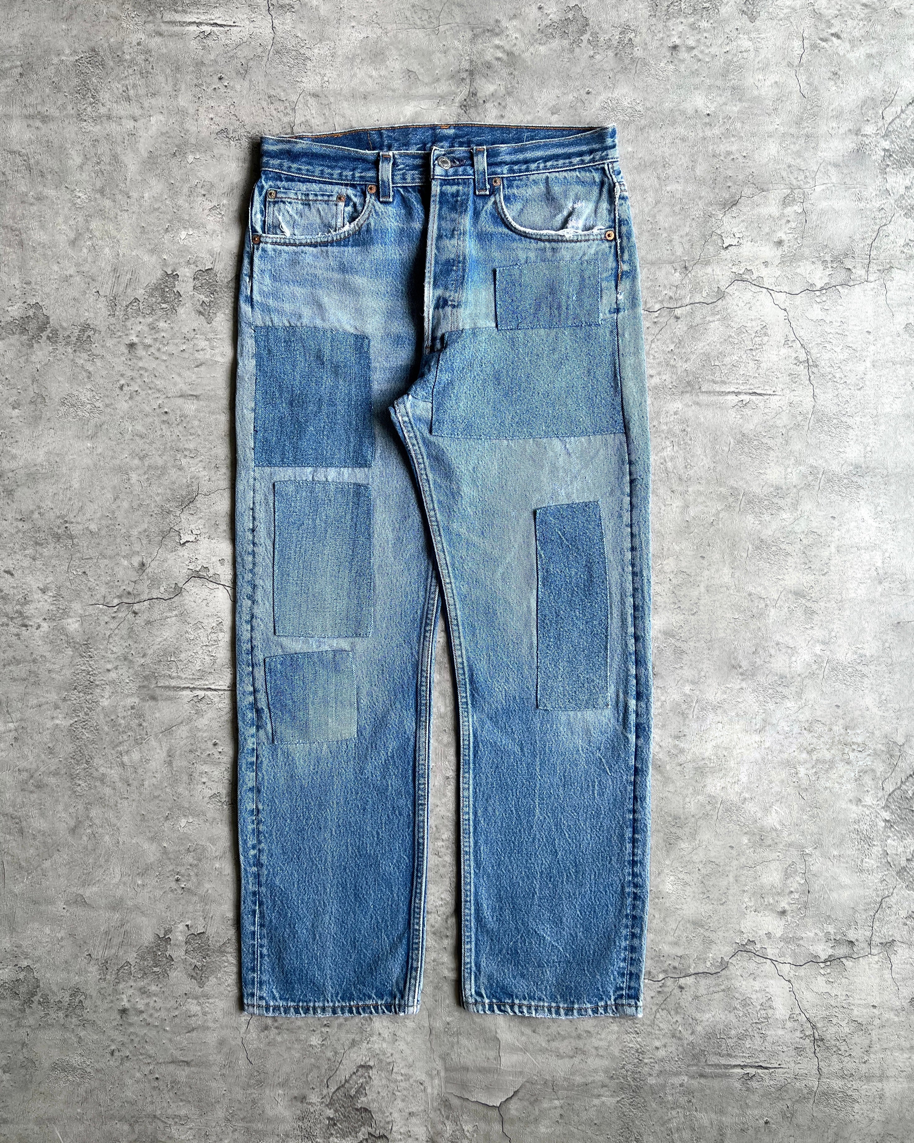 1980S FADED WASHED LEVI'S 501 PATCHED JEANS (31X28)