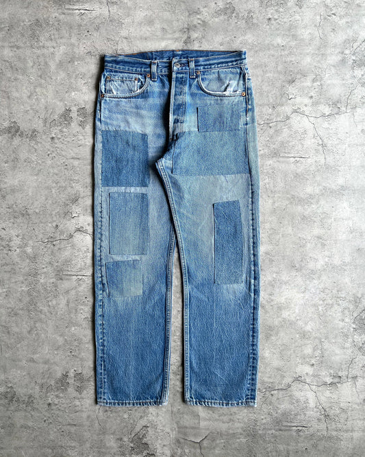 1980S FADED WASHED LEVI'S 501 PATCHED JEANS (31X28)