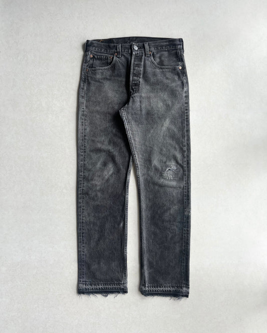 1990S FADED BLACK LEVI'S 501 RELEASED HEM JEANS (31X30)