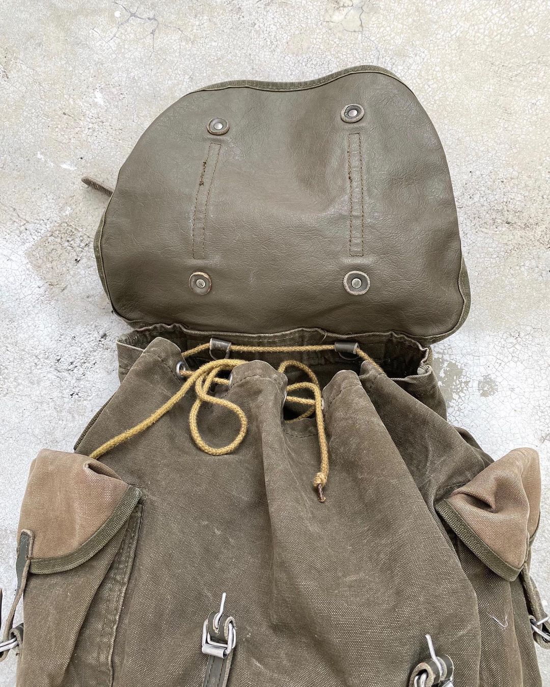 1940S WWII EUROPE ARMY RUCKSACK BACKPACK (OS)