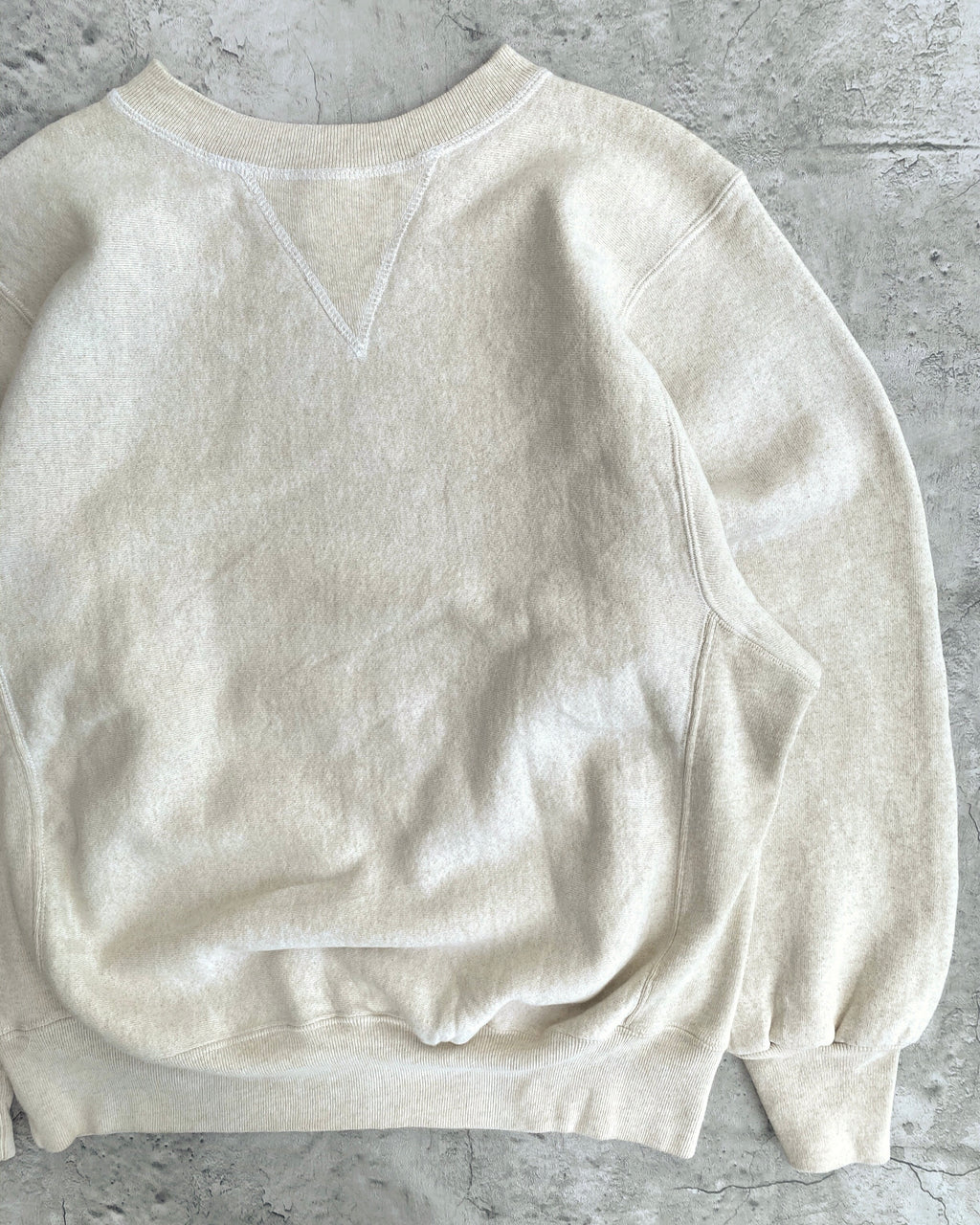 1970S NUDE/CREAM V STITCH SWEATSHIRT (M/L)