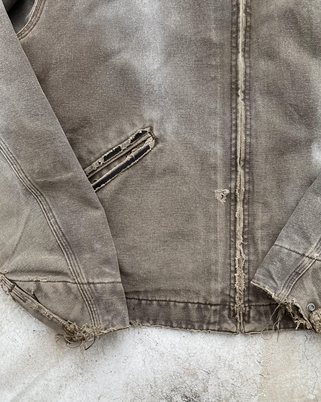 1990S SUN FADED GREY CARHARTT DETROIT JACKET (M/L)